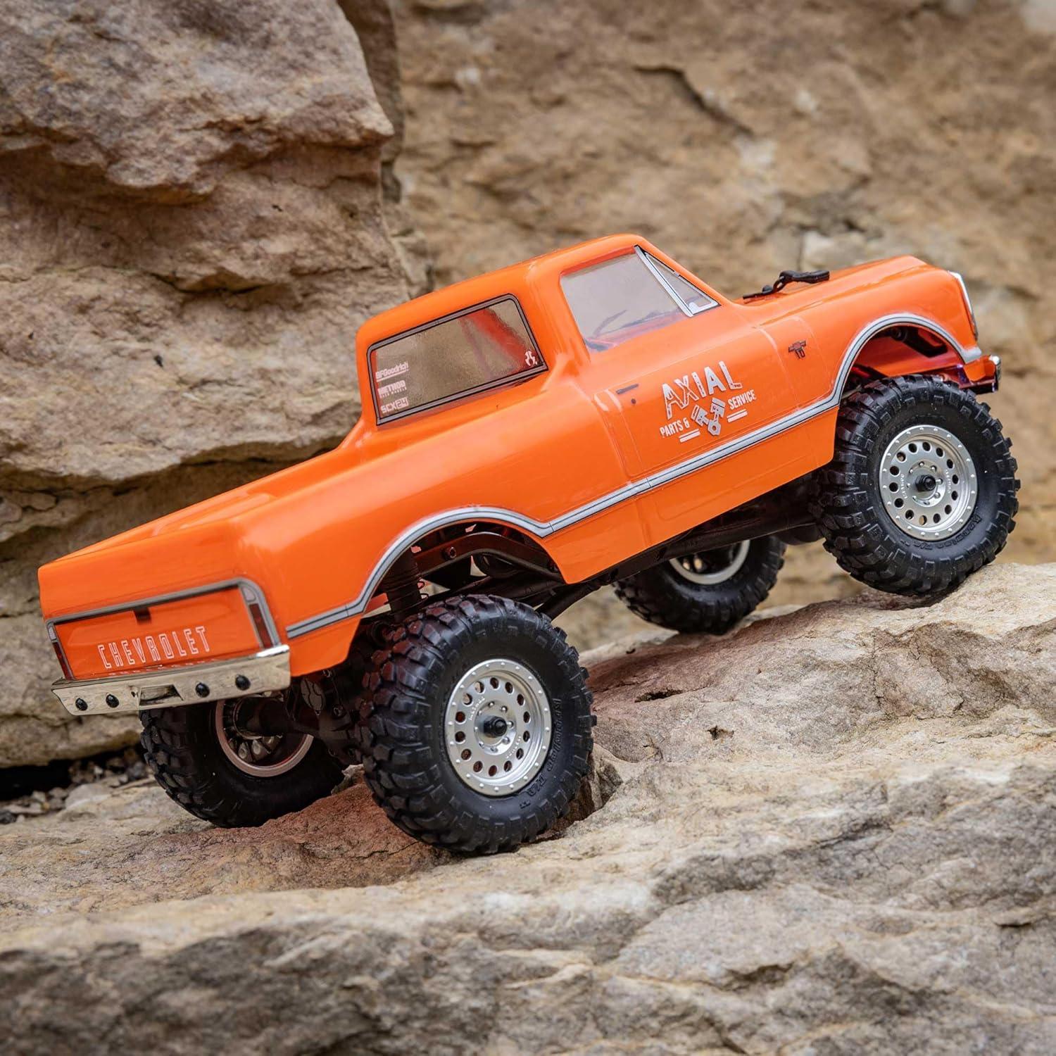 Camión RC Axial SCX24 Chevrolet C10 1967 4WD Naranja