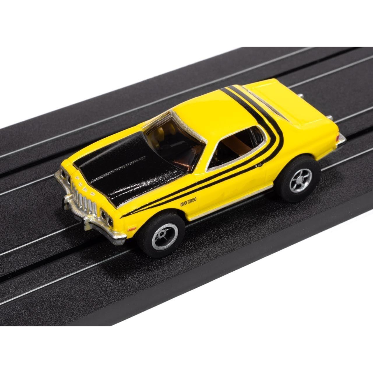 Auto World Xtraction 1976 Ford Torino Escala HO Slot Car