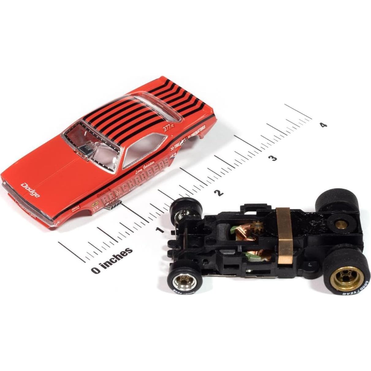 Auto World SC413-4R Dodge Challenger Ramcharger Escala HO