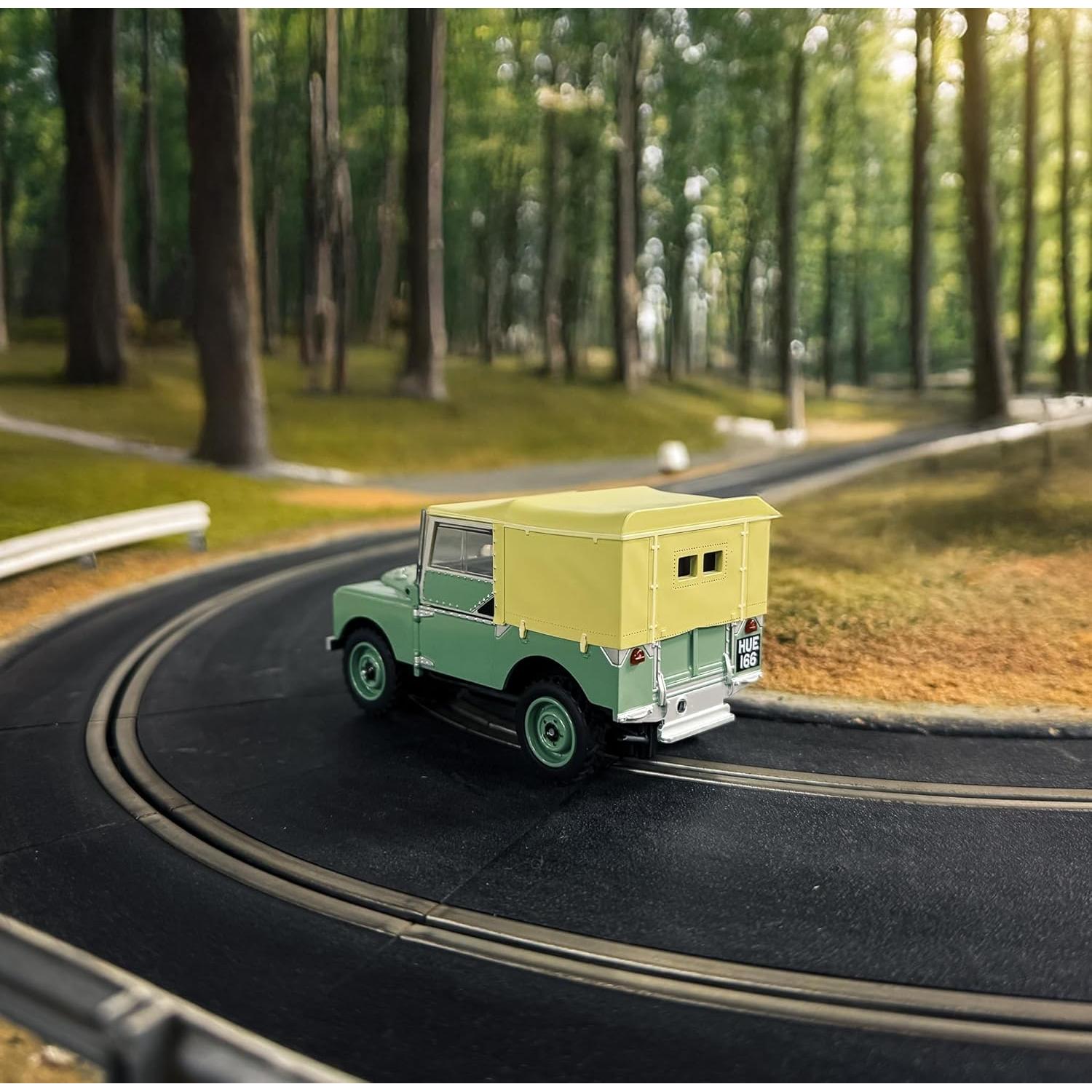 Coche de Slot Scalextric C4600 Land Rover Series 1 Verde 1:32
