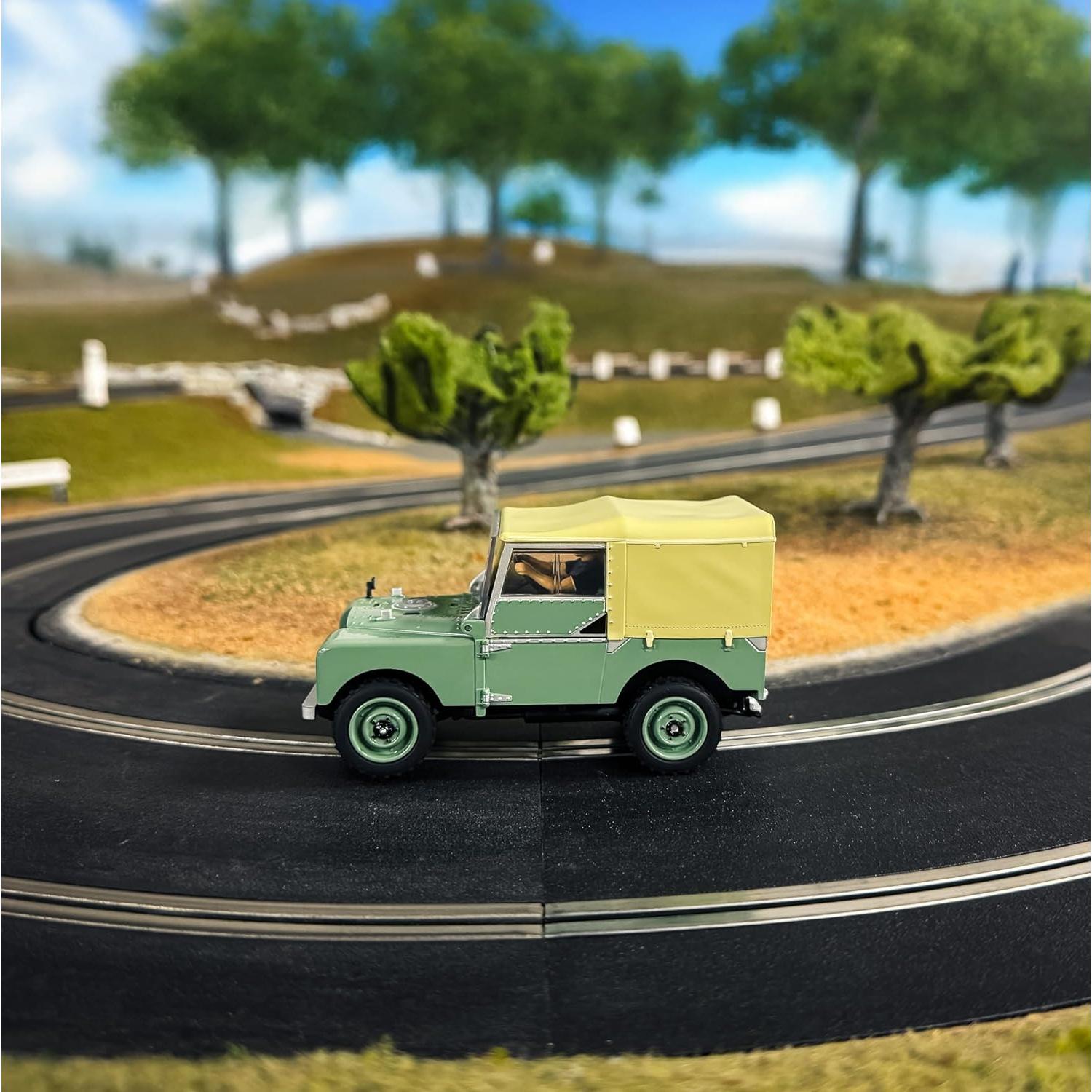 Coche de Slot Scalextric C4600 Land Rover Series 1 Verde 1:32