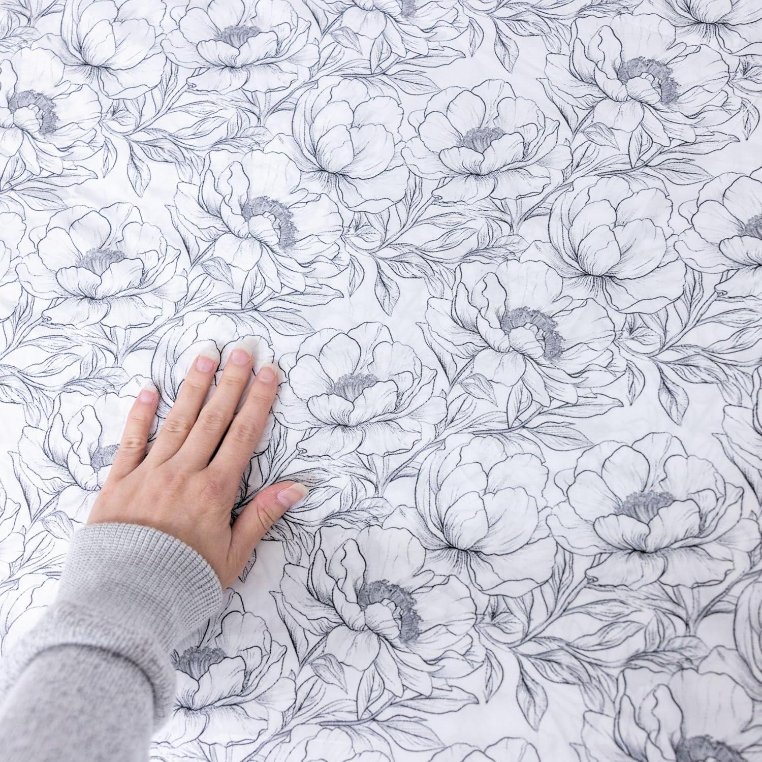 Juego de Sábanas Individual Floral en Blanco y Negro - 3 Piezas Donde Los Lunares Deambulan