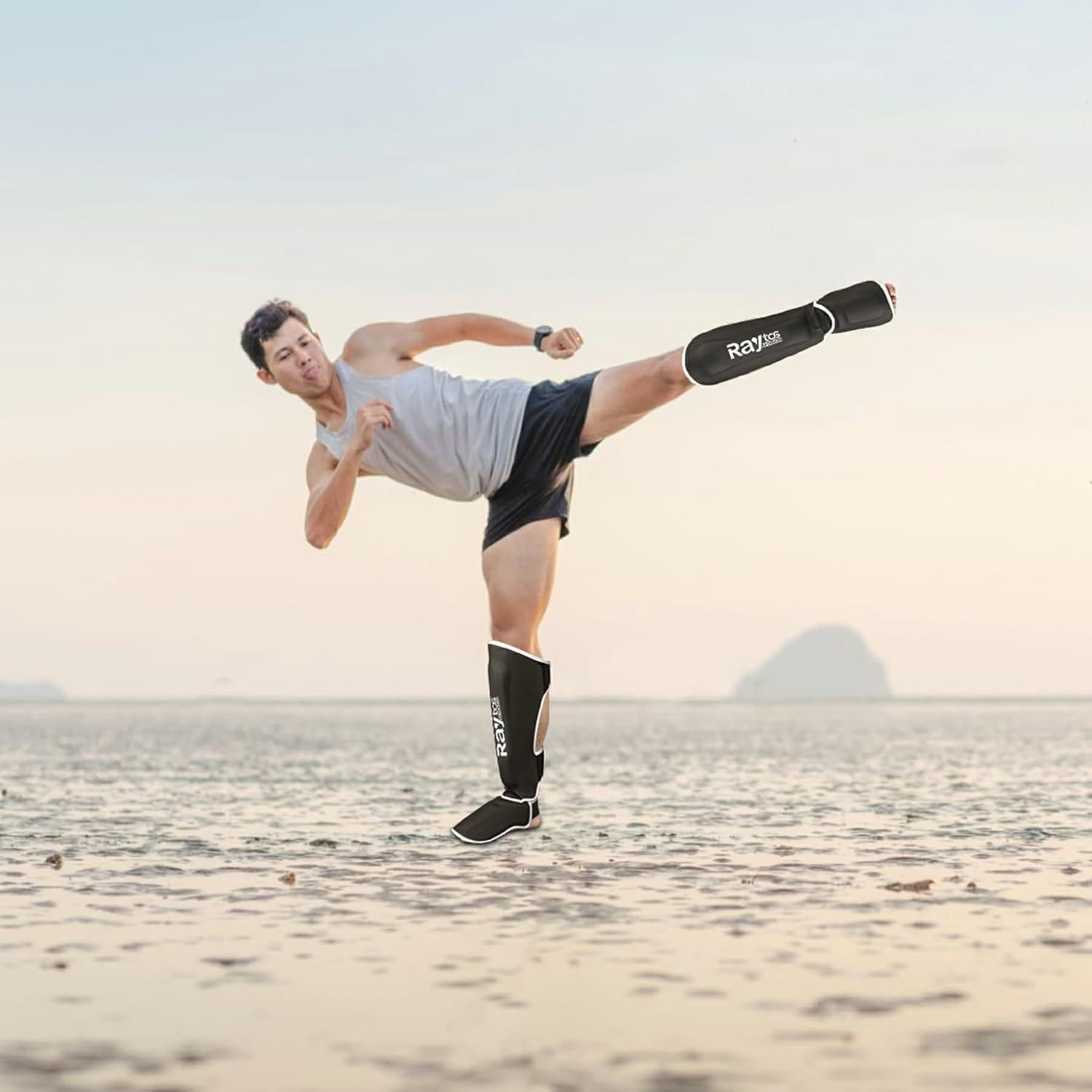 Protectores de Espinillas Raytos RYSG1.0 para Muay Thai y MMA