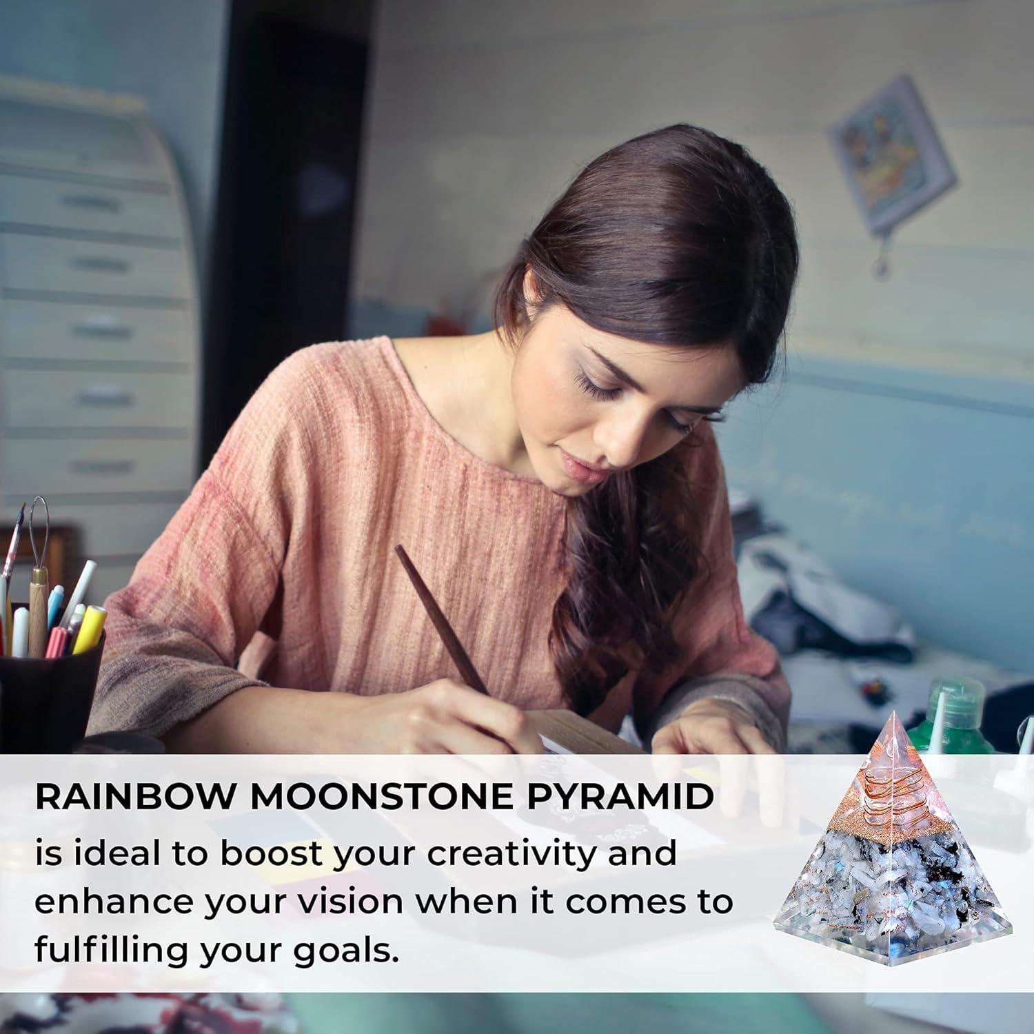 Pirámide de Orgón Piedra Lunar Arcoíris Ever Vibes 10.8cm