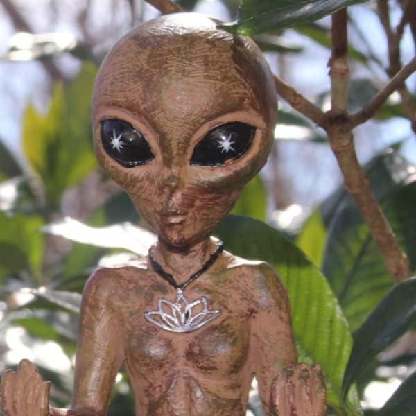 Estatuas Alienígenas Meditando John Bernard - Set de 2