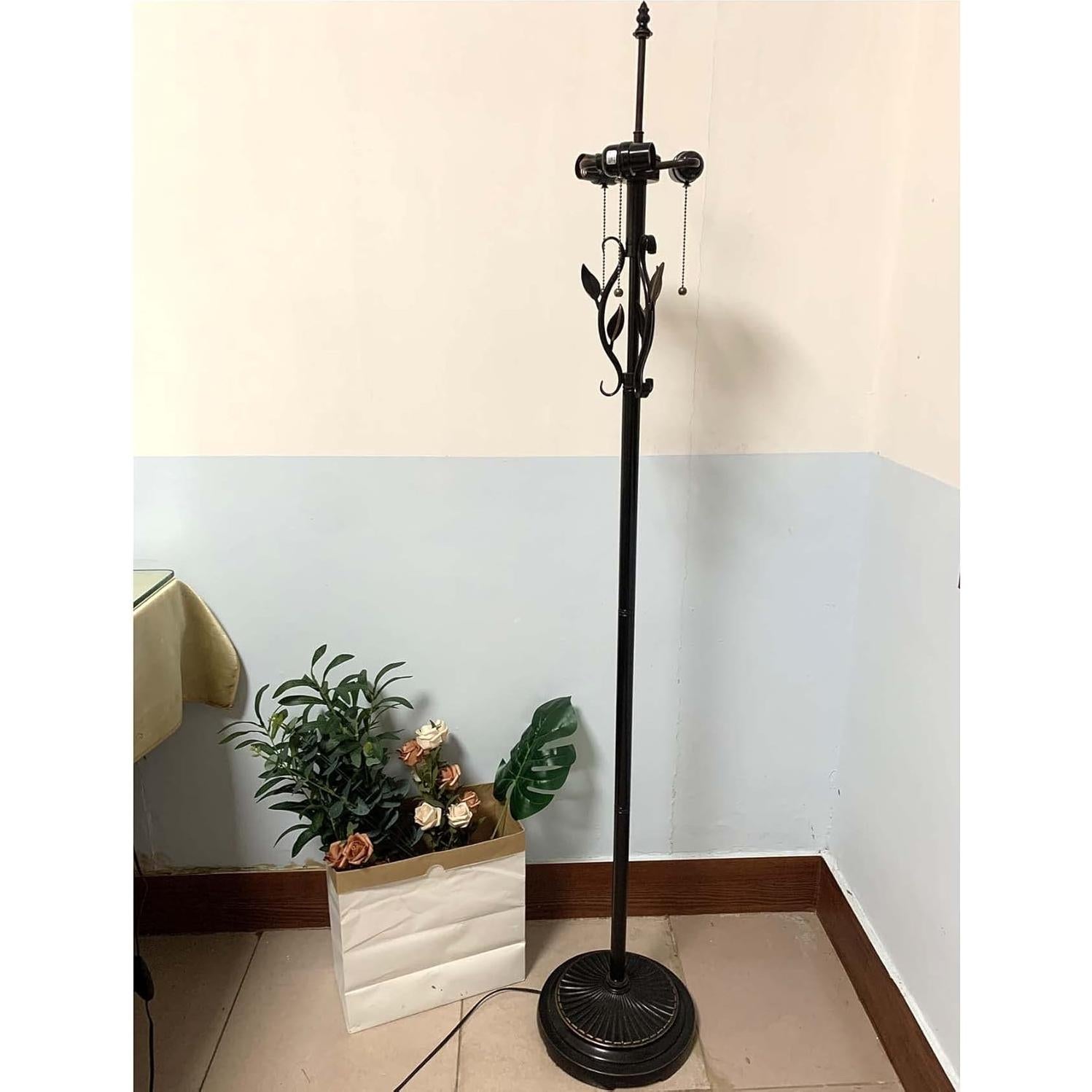 Lámpara de Pie Tiffany Bieye Flor de Loto 40.6 cm 155.9 cm