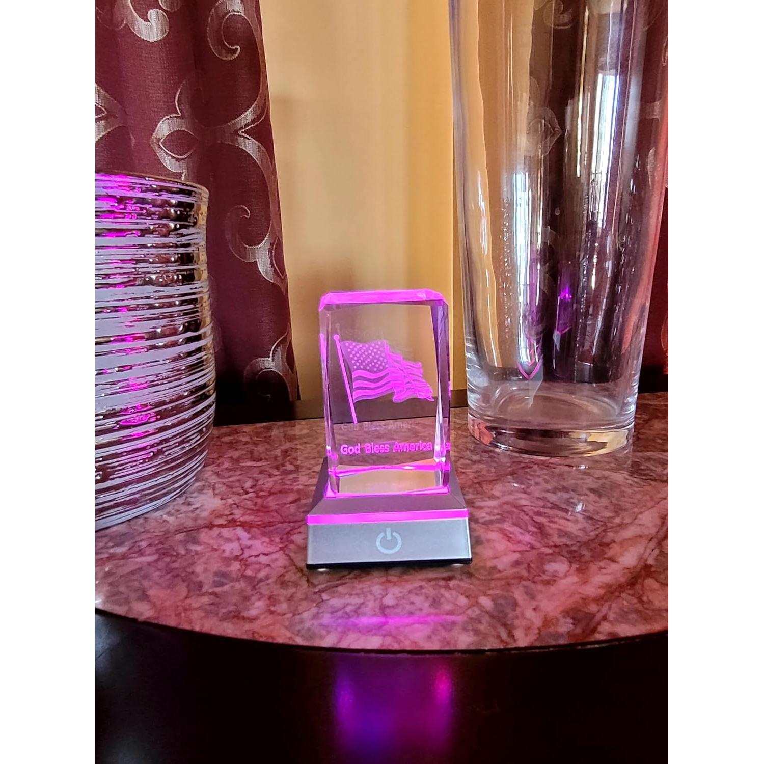 Luz Nocturna LED Cubo Cristal Bandera Americana 11 cm