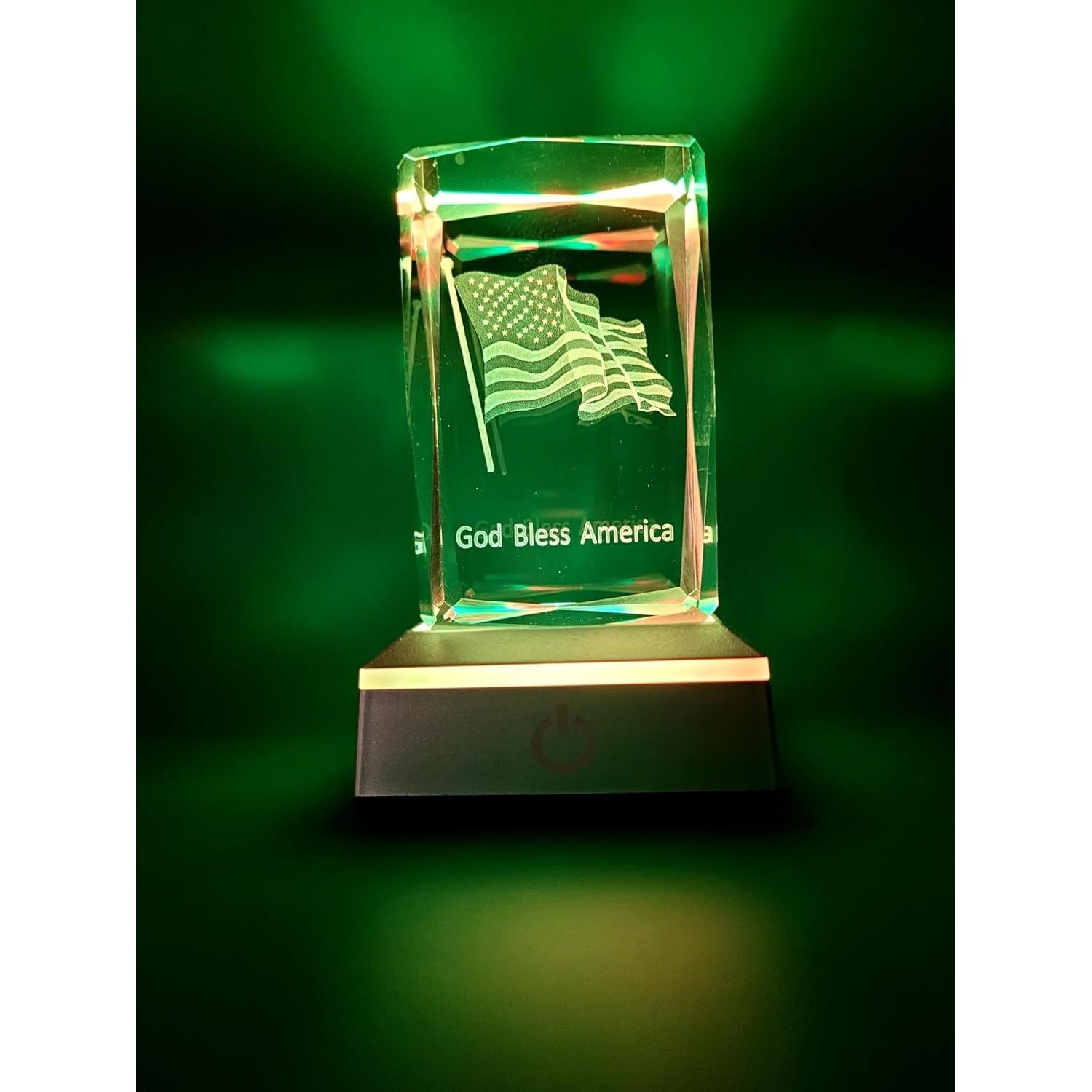 Luz Nocturna LED Cubo Cristal Bandera Americana 11 cm