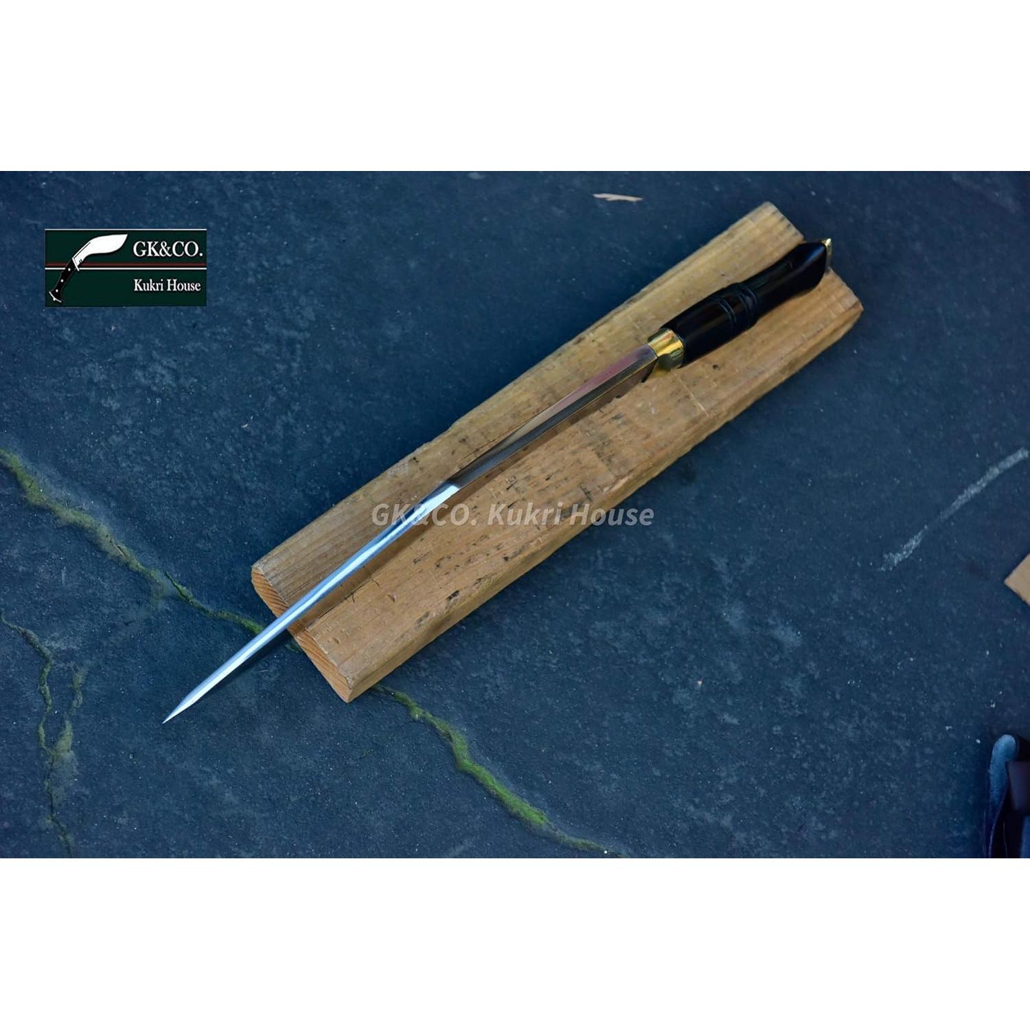 Cuchillo Kukri GK&CO. 33cm Hoja Acero Carbono Hecho a Mano