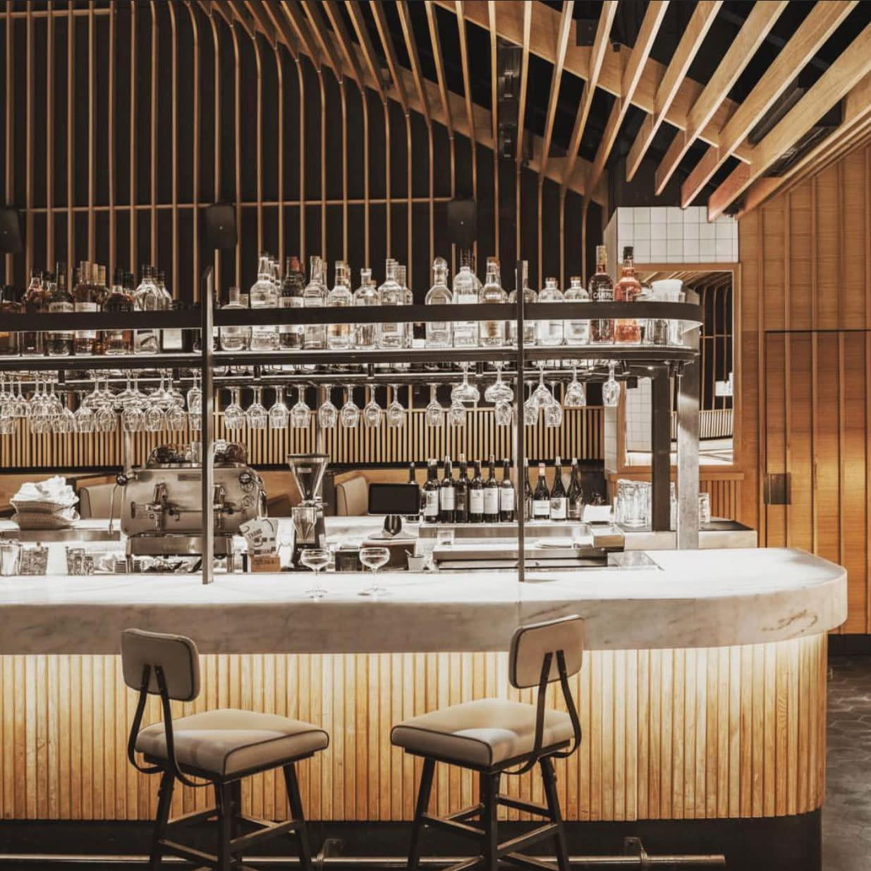 Veneer de roble rojo flexible 1.27 cm - 243.84 x 121.92 cm