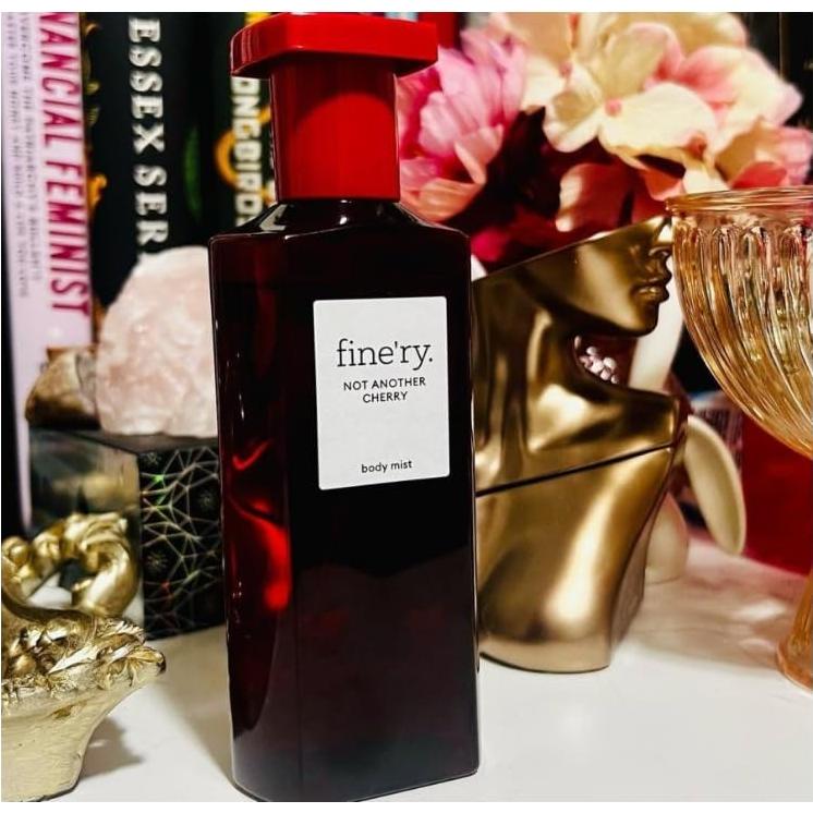 Fine'ry Body Mist Fragancia Cereza Amaretto 148 ml