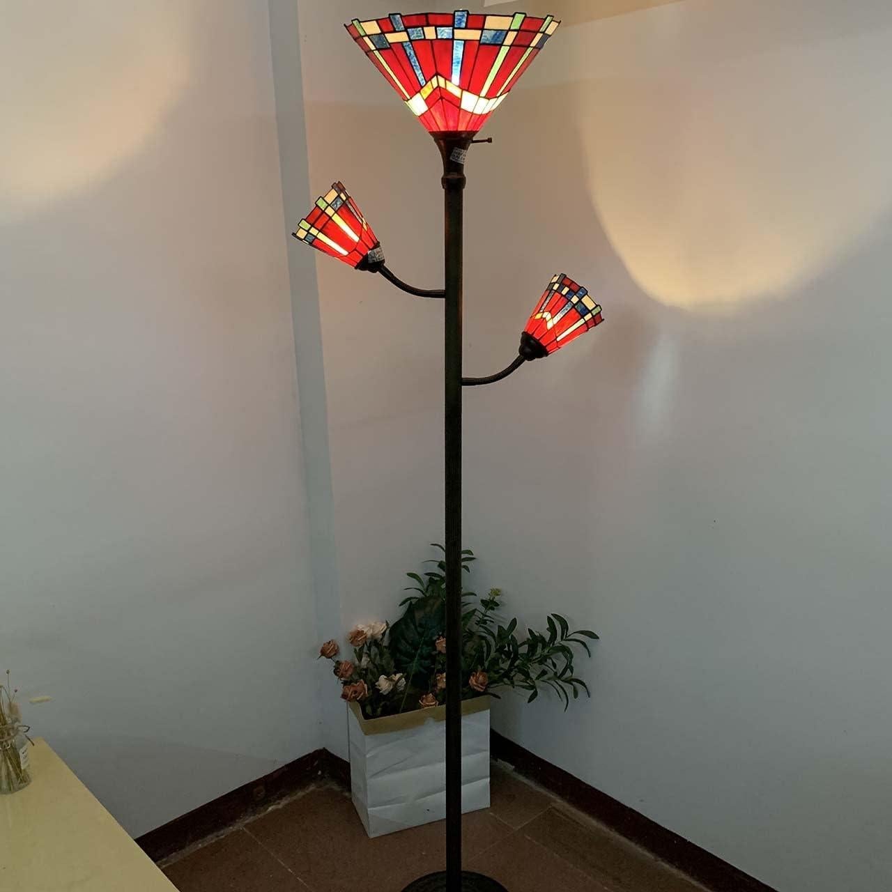 Lámpara de Pie Tiffany Bieye Misi&oacute;n 3 Luces 178 cm Vidrio Templado