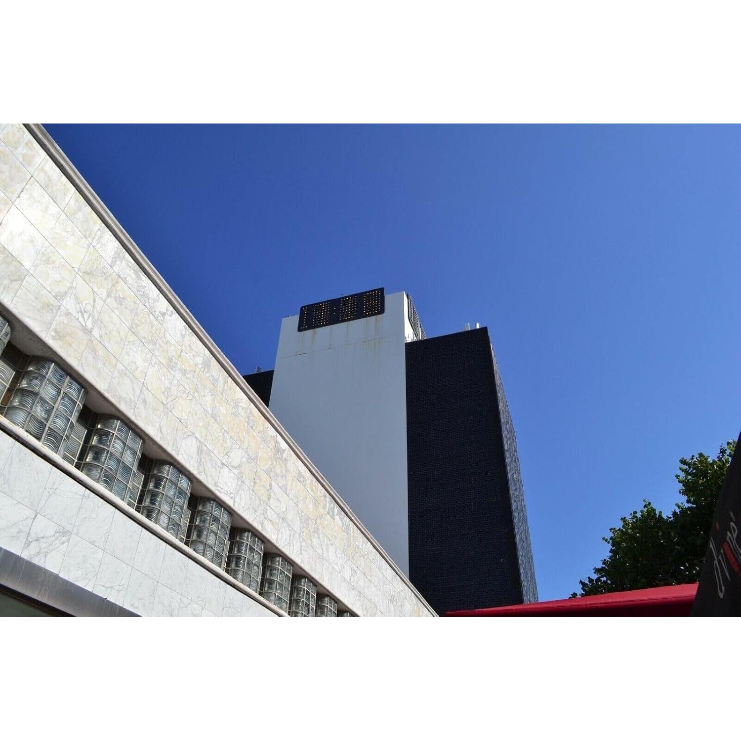 Lente Telefoto Zoom 2.2X OPTURA para Olympus Tough TG-6