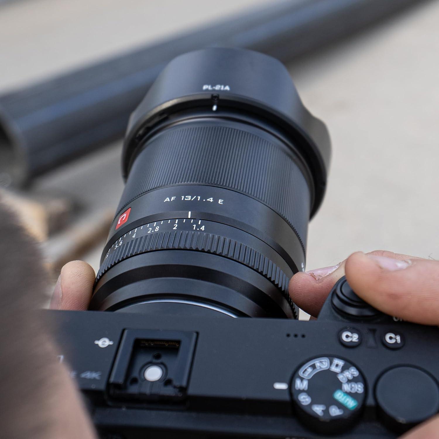 Lente VILTROX 13mm f/1.4 E-Mount APS-C Autofocus