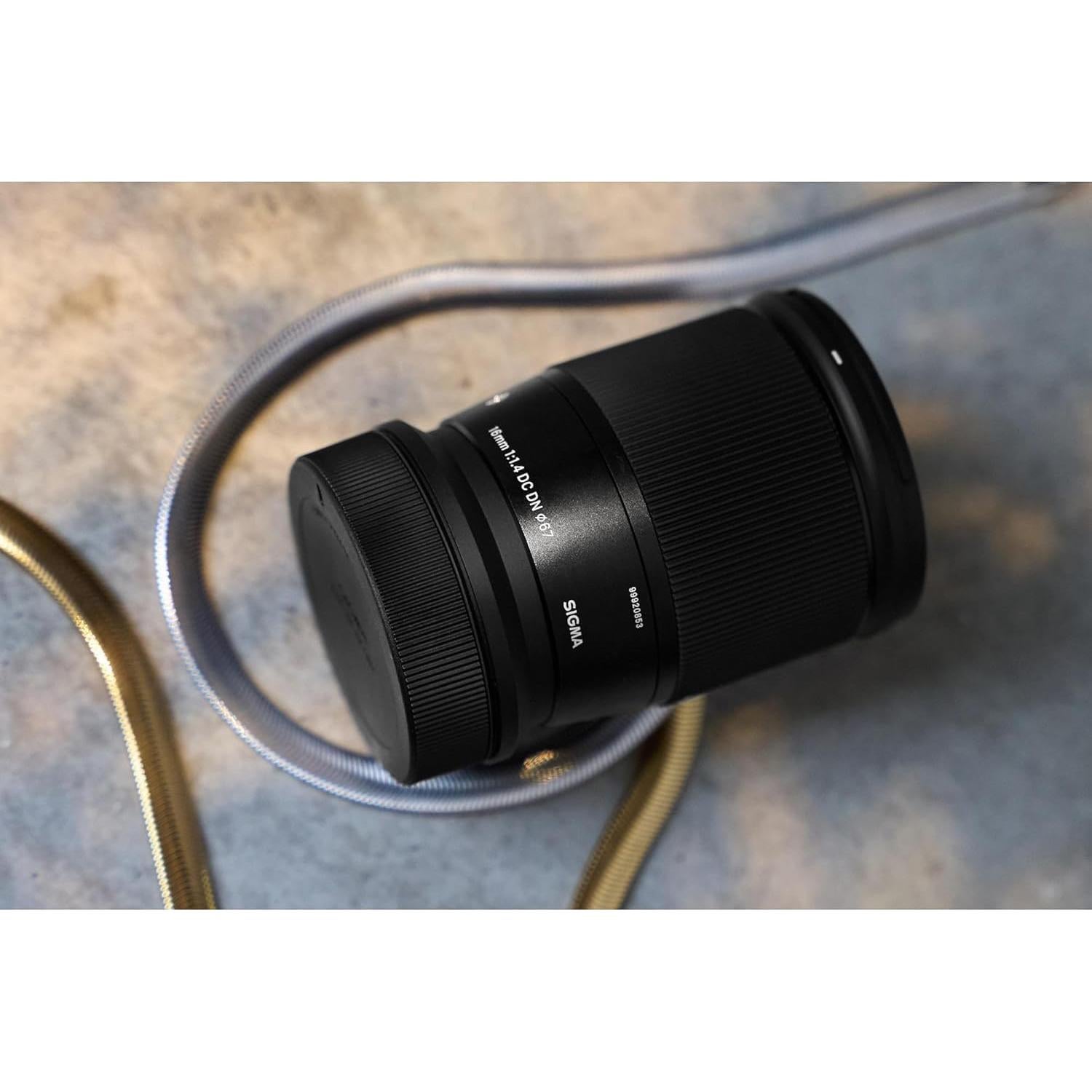 Lente Sigma 16mm f1.4 DC DN para Canon RF - Gran Angular