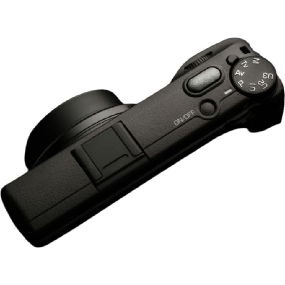 RICOH GR IIIx HDF, Premium Digital Compact Camera with a Built-in Highlight Diffusion Filter, 24MP APS-C Size CMOS Sensor, 40mmF2.8 GR Lens (in The 35mm Format)