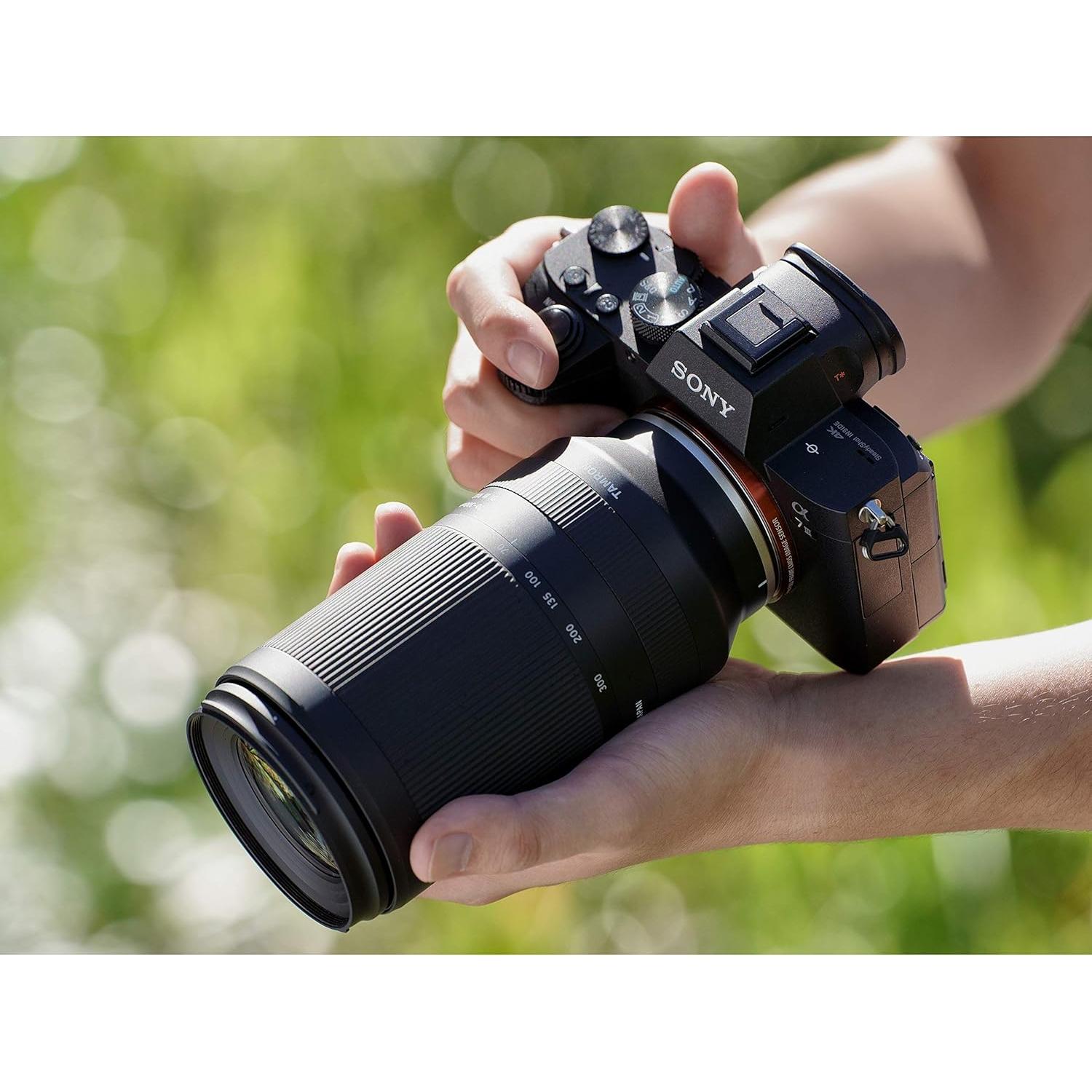 Lente Tamron 70-300mm F4.5-6.3 Di III RXD para Sony E