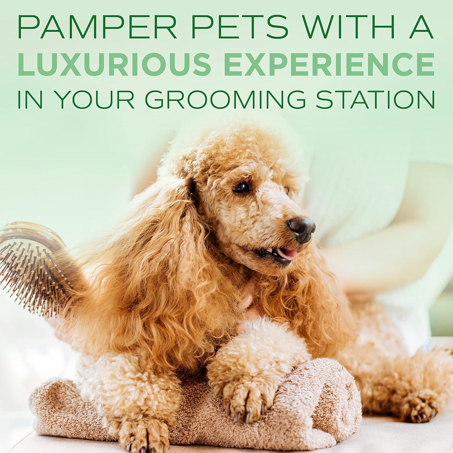 Champú Desodorante para Perros TropiClean SPA 3.9 kg