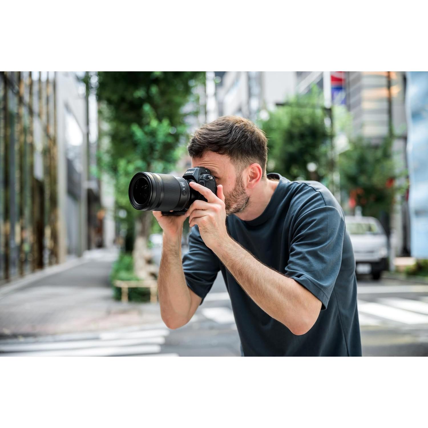 Lente Nikon Nikkor Z 35mm f/1.2 S con Accesorios y Paquete de Viaje