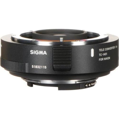 Teleconvertidor Sigma TC-1401 1.4x para Nikon F con Accesorios