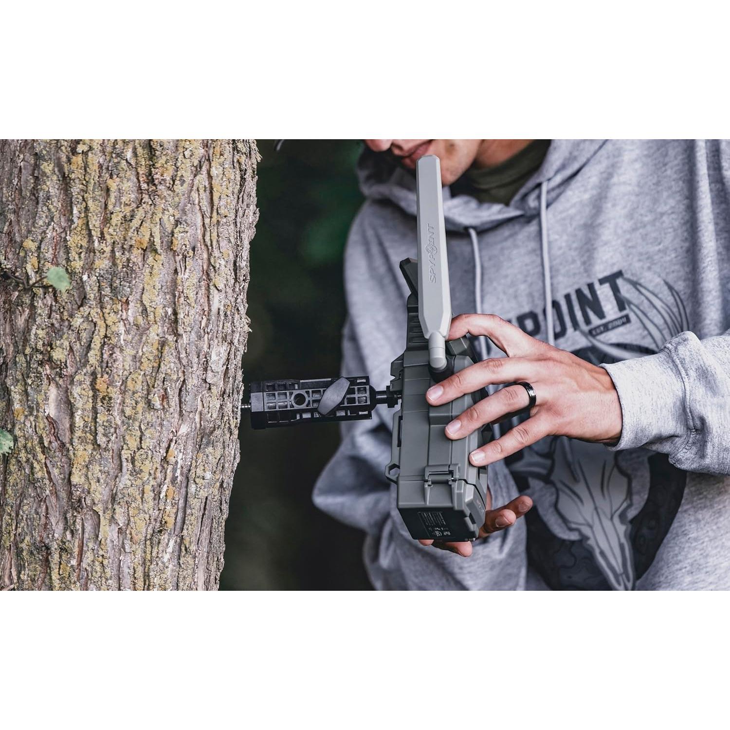 Brazo de Montaje Ajustable SPYPOINT MA-500 para Cámara