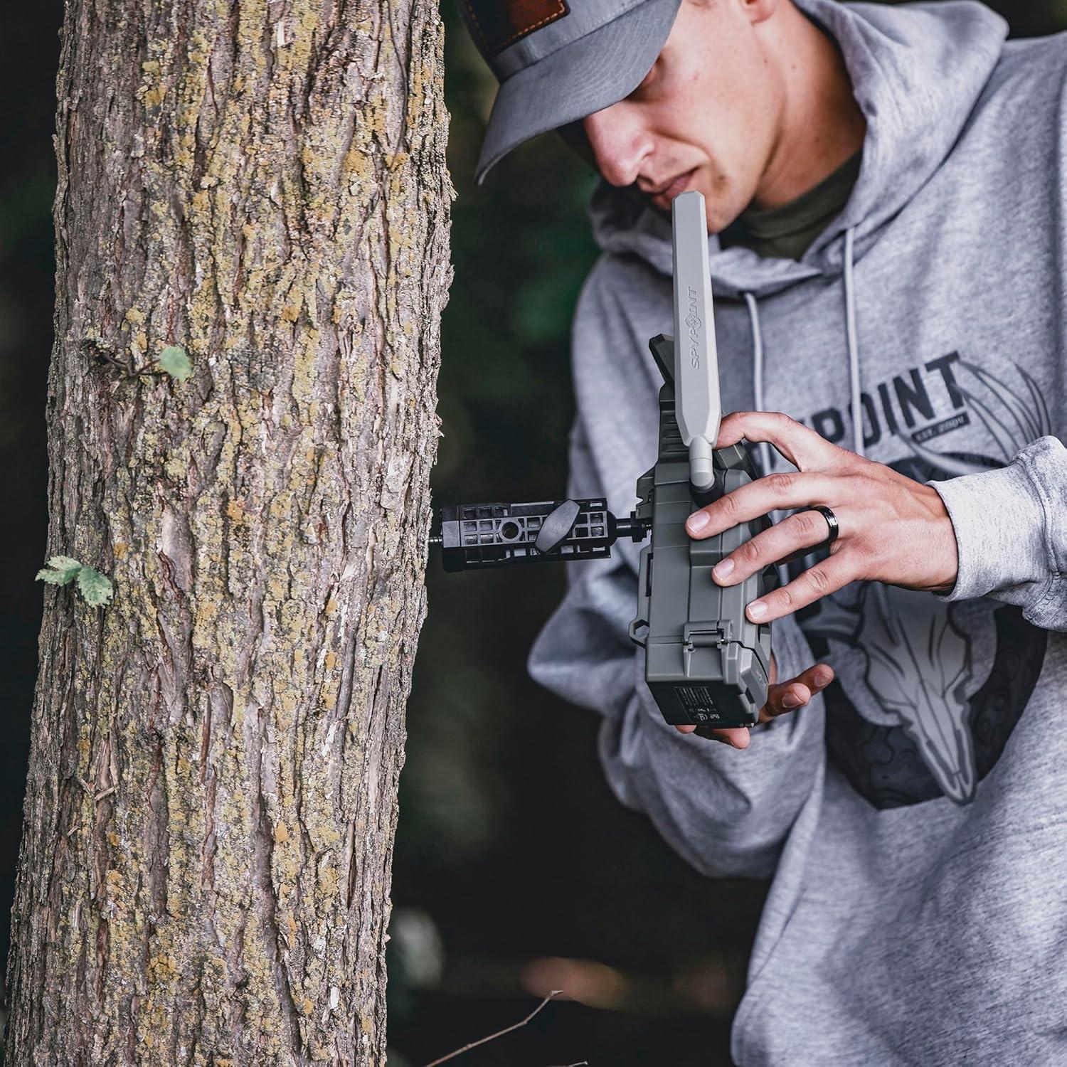 Brazo de Montaje Ajustable SPYPOINT MA-500 para Cámara