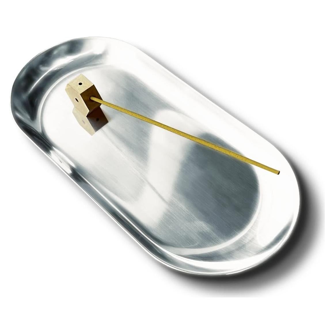 Soporte de Incienso Minimalista ME AND MR. LEO - Plata 17.8x8.3 cm