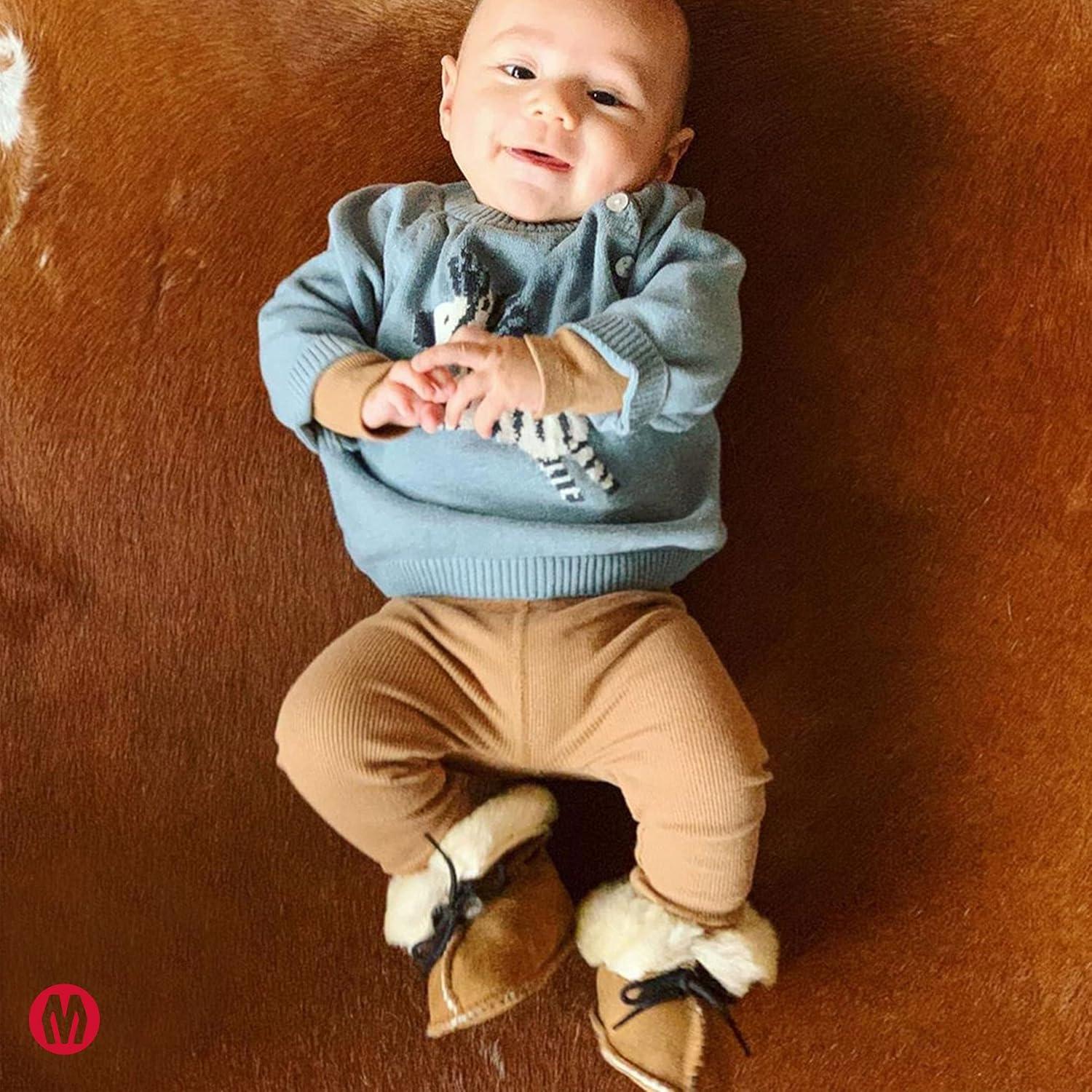 Botín de piel de oveja Minnetonka para infante 0-12 meses