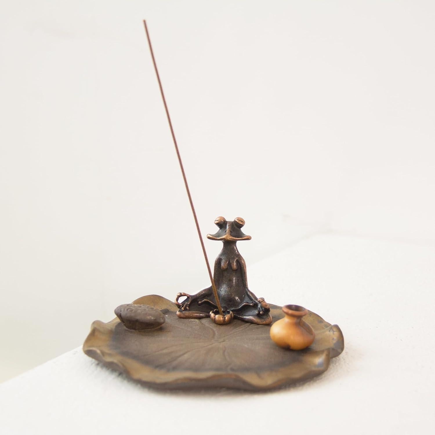 Soporte de Incienso Cerámica Liandxy Rana Meditación Grande