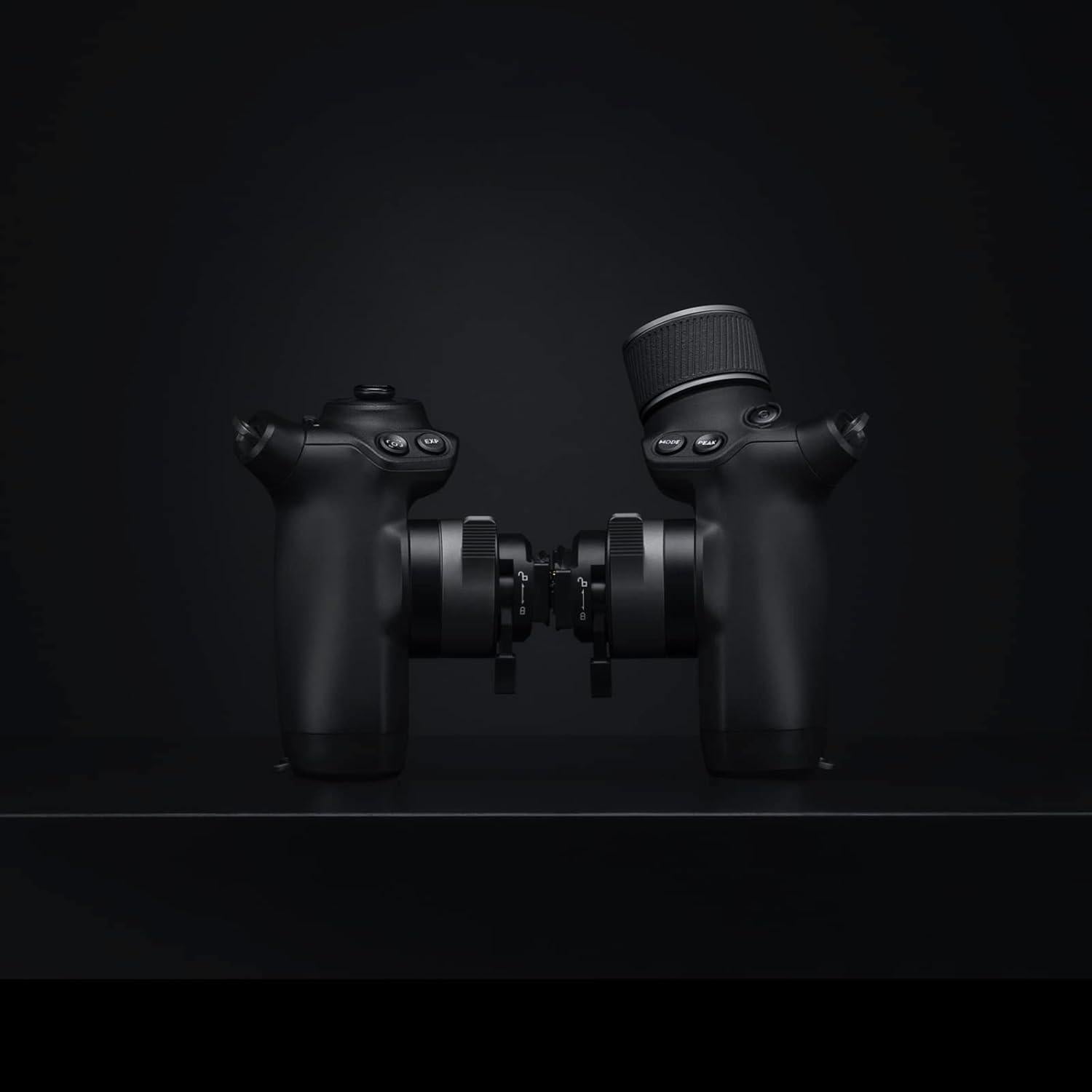 Agarre de Mano DJI Ronin 4D - Control Remoto y Ergonomía
