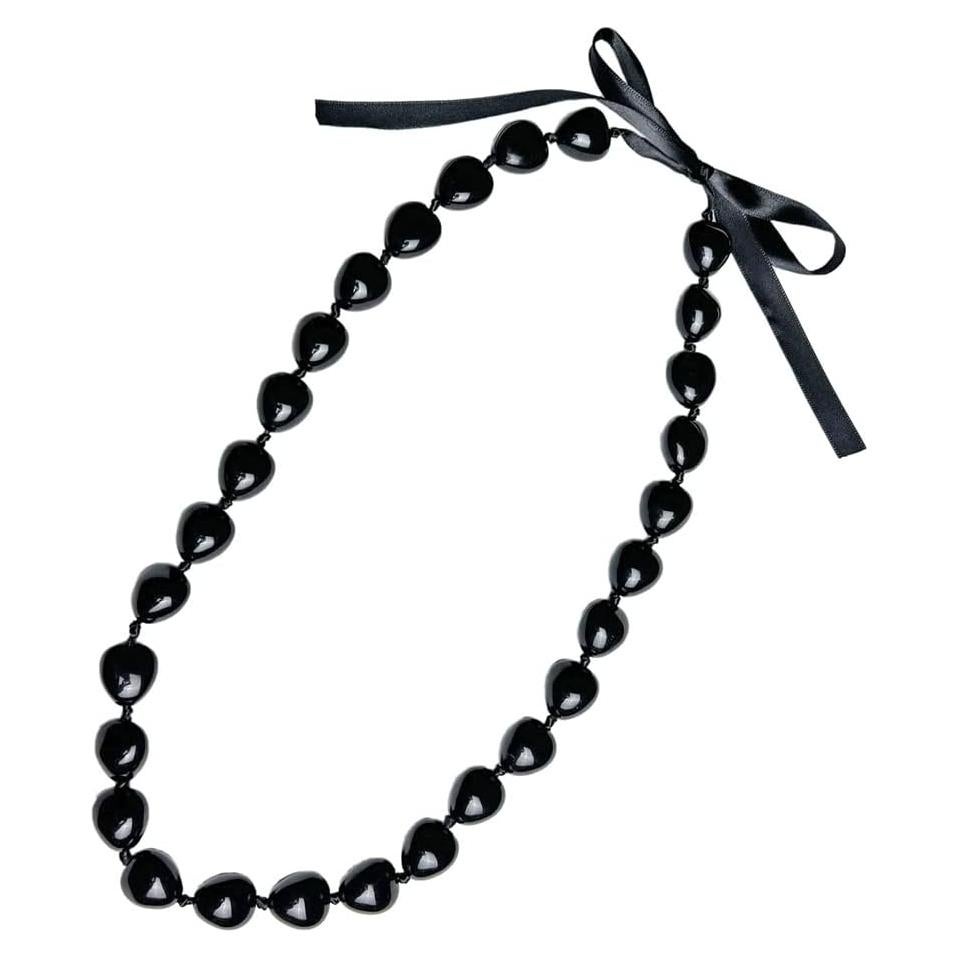 Collar de Graduación Hawaiano Kukui Negro con Perlas de Corazón