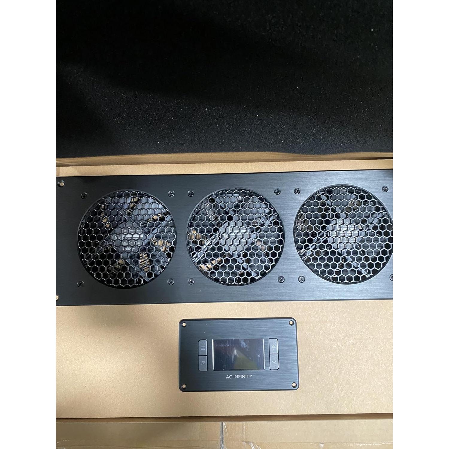 Ventilador Silencioso AC Infinity AIRPLATE T9 156 CFM