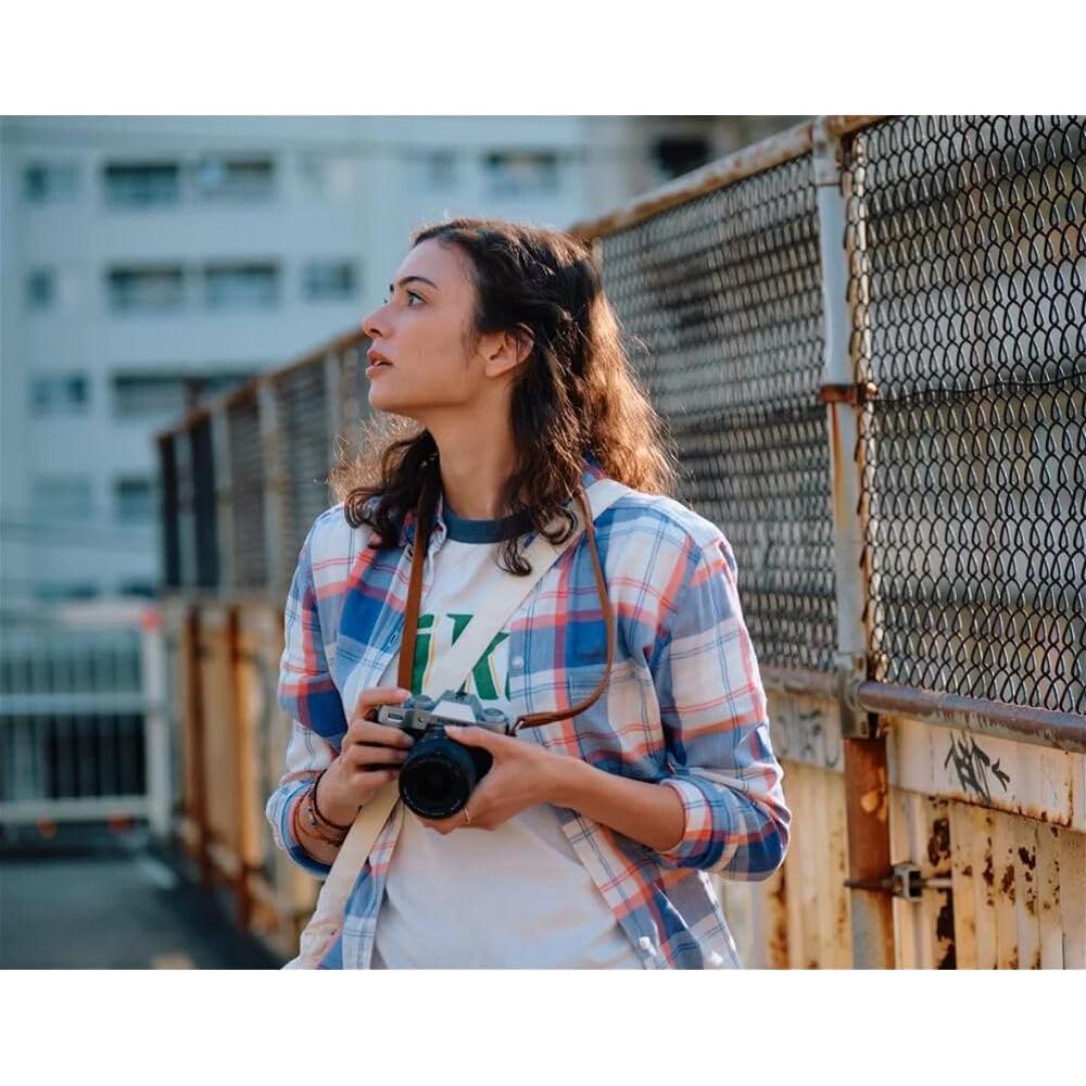 Cámara Digital Sin Espejo Fujifilm X-T50 + Lente Sigma 56mm f/1.4 + Accesorios