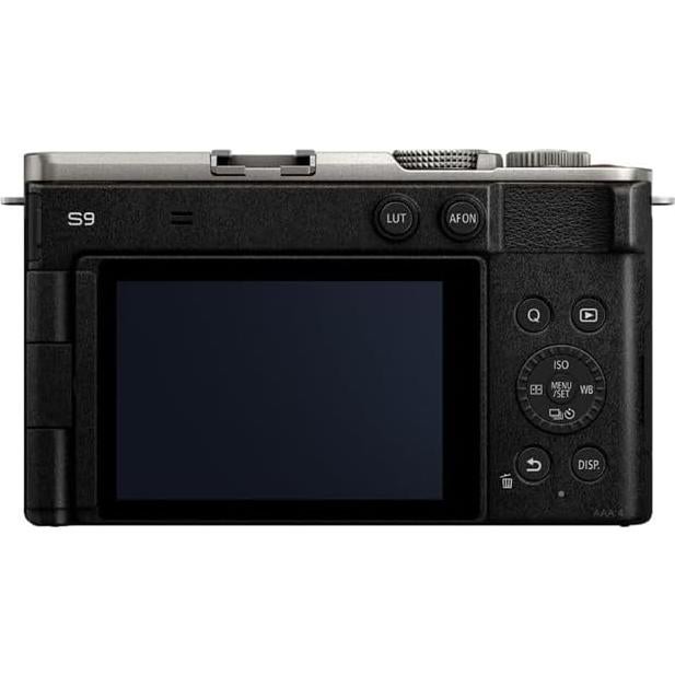 Cámara Sin Espejo Panasonic Lumix S9 24.2MP Plata + Accesorios