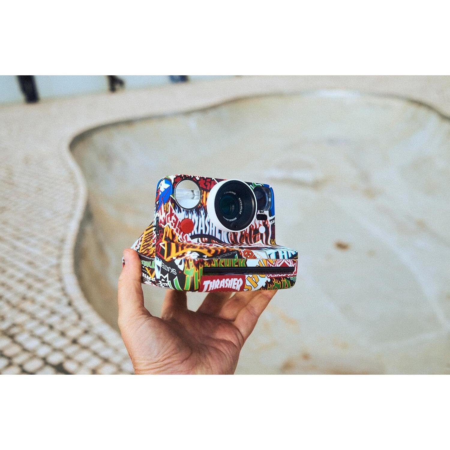 Cámara Instantánea Polaroid Now 3ra Generación Thrasher