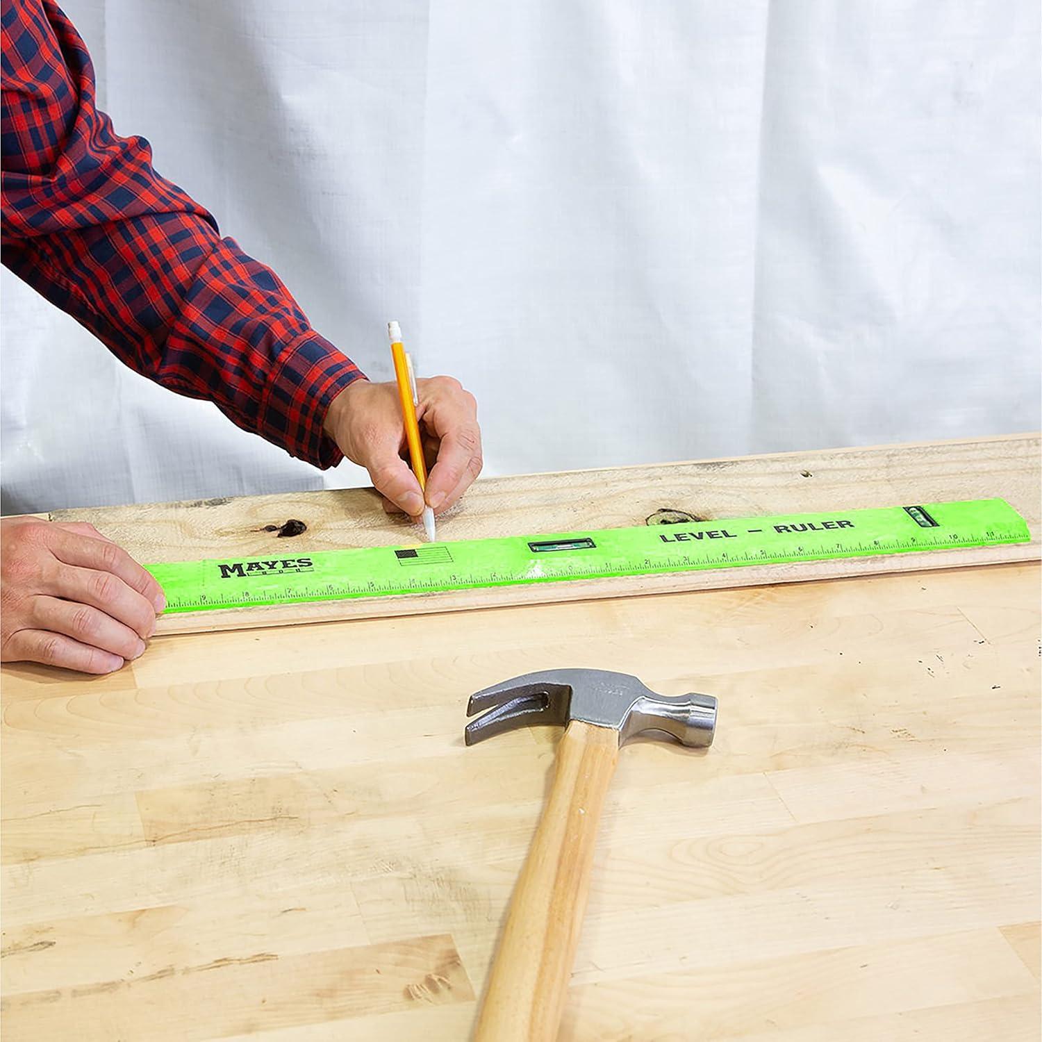 Regla de Nivel Poliestireno MAYES 61 cm con Viales de Plomada