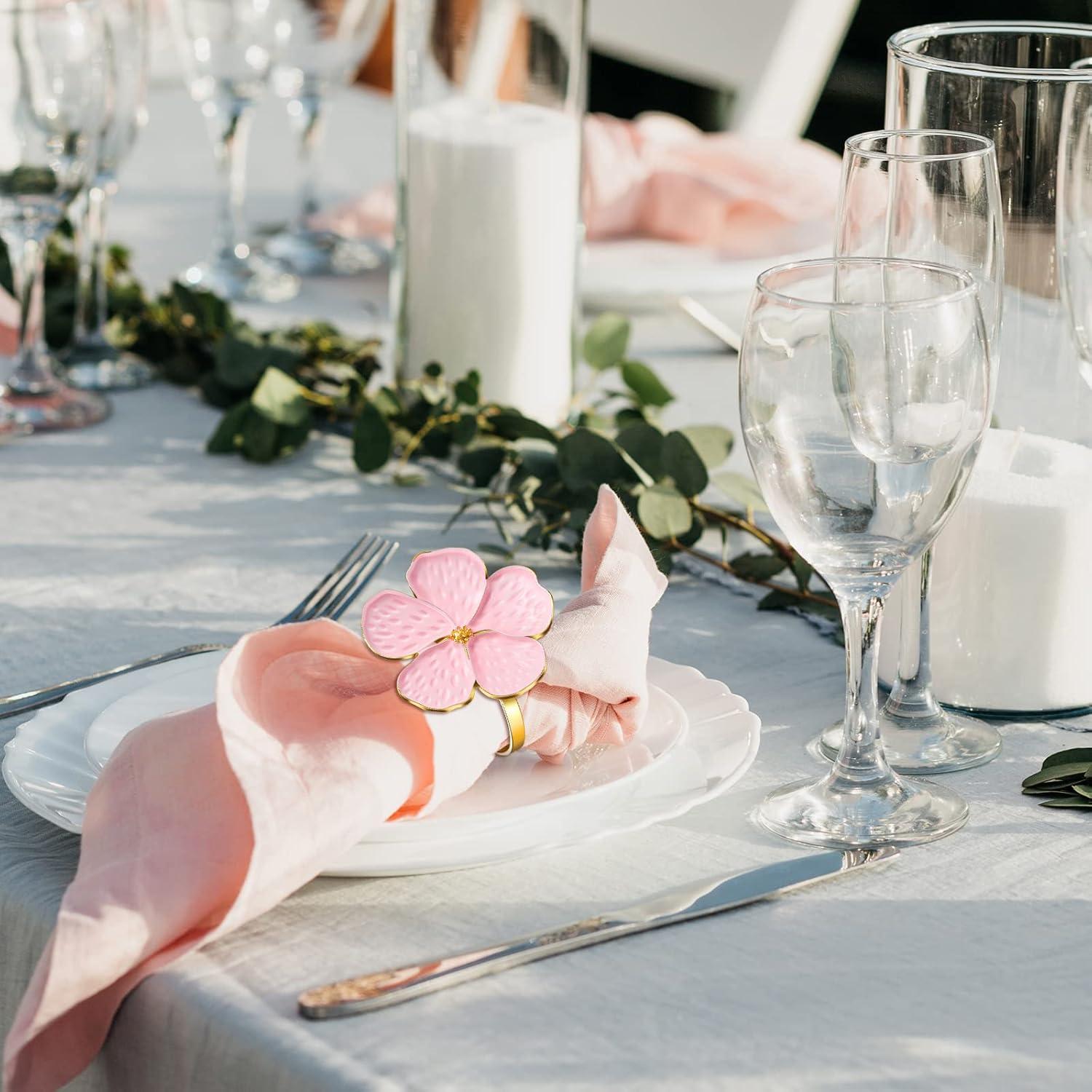 Conjunto de 12 Anillos de Servilleta Floral Dorado Patelai