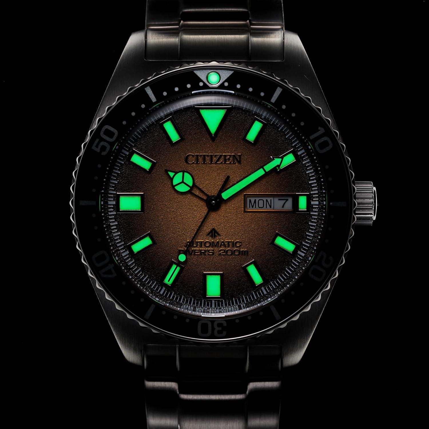 Reloj de buceo automático Citizen Promaster Sea hombre 200M
