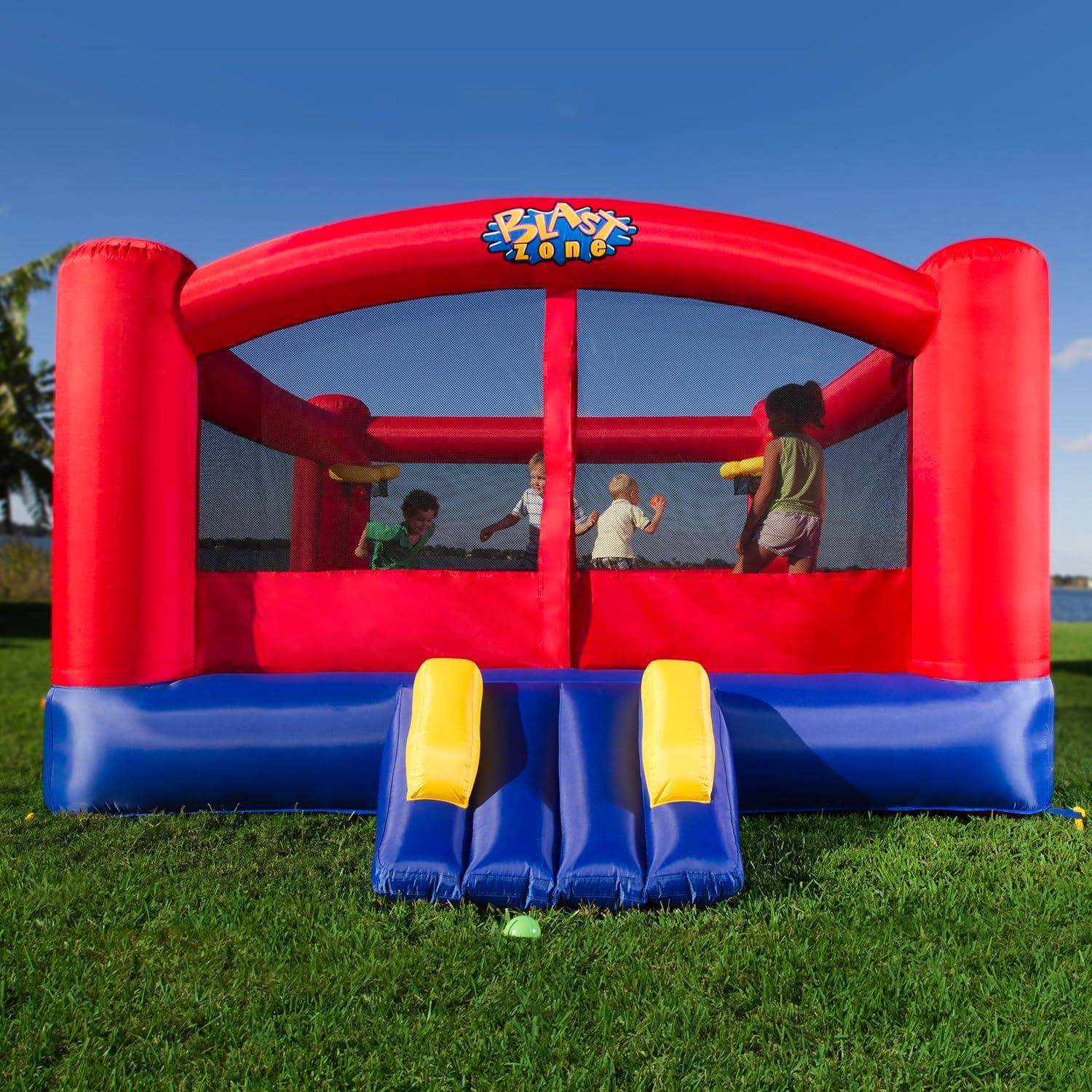 Casa Inflable Doble Juego Blast Zone - 4.57x3.66m - 6 Niños