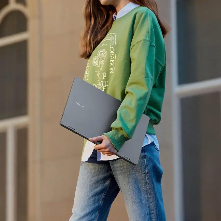 Laptop 2 en 1 Samsung Galaxy Book 4, 15.6" FHD AMOLED, i7