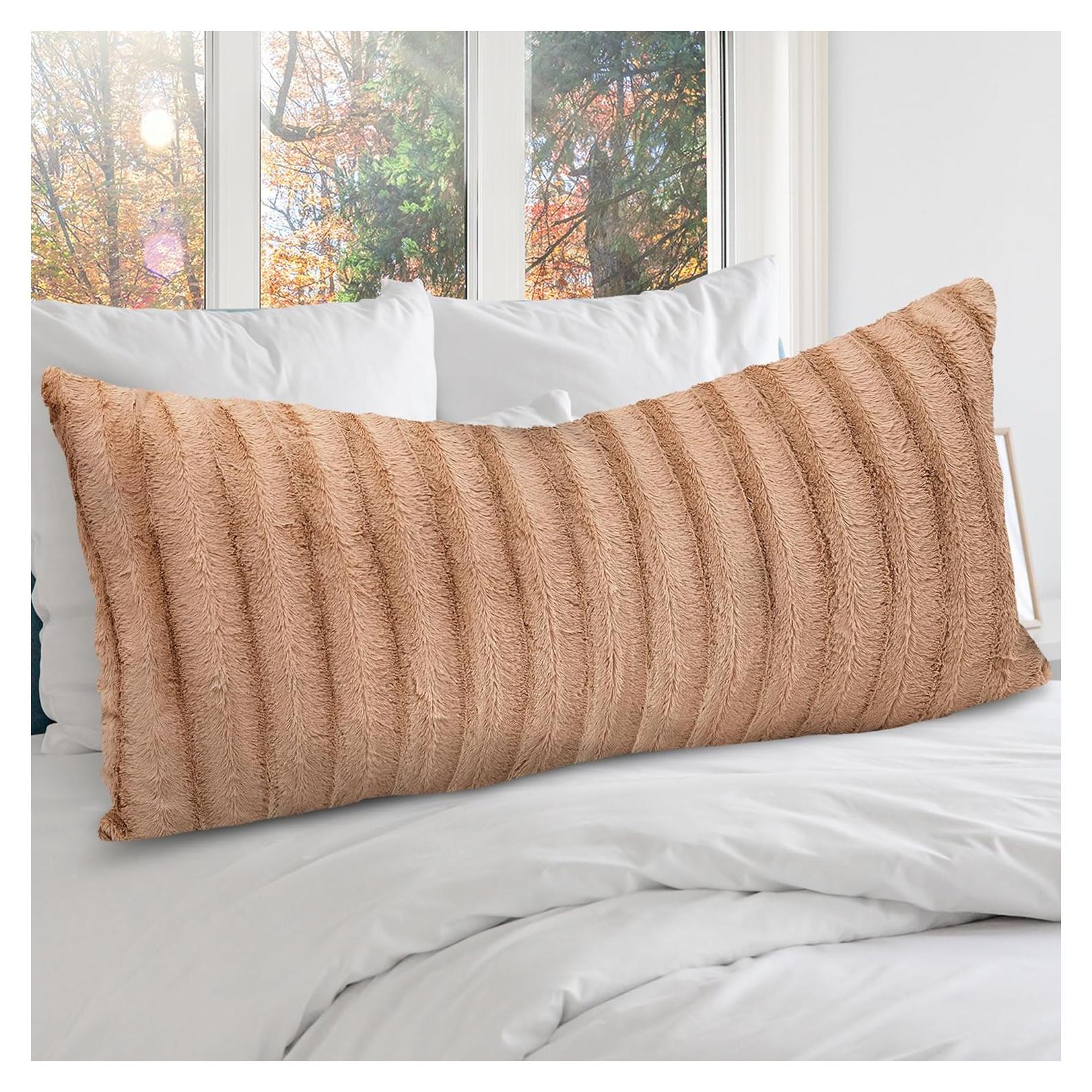 Almohada de Cuerpo Largo Colección Cheer Piel Sintética 45x102 cm