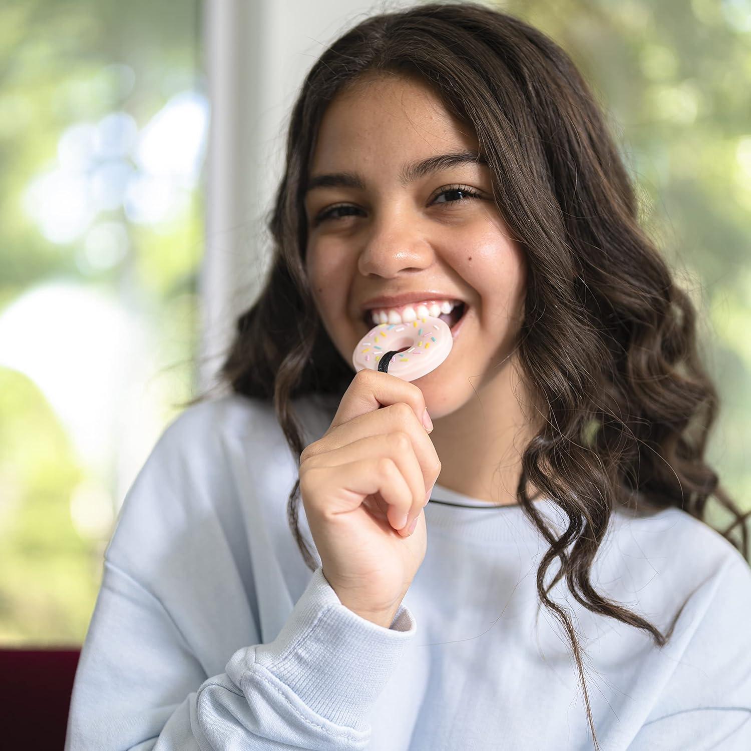 Collar Masticable Munchables Donut Morado - Sensorial 15x2.5cm