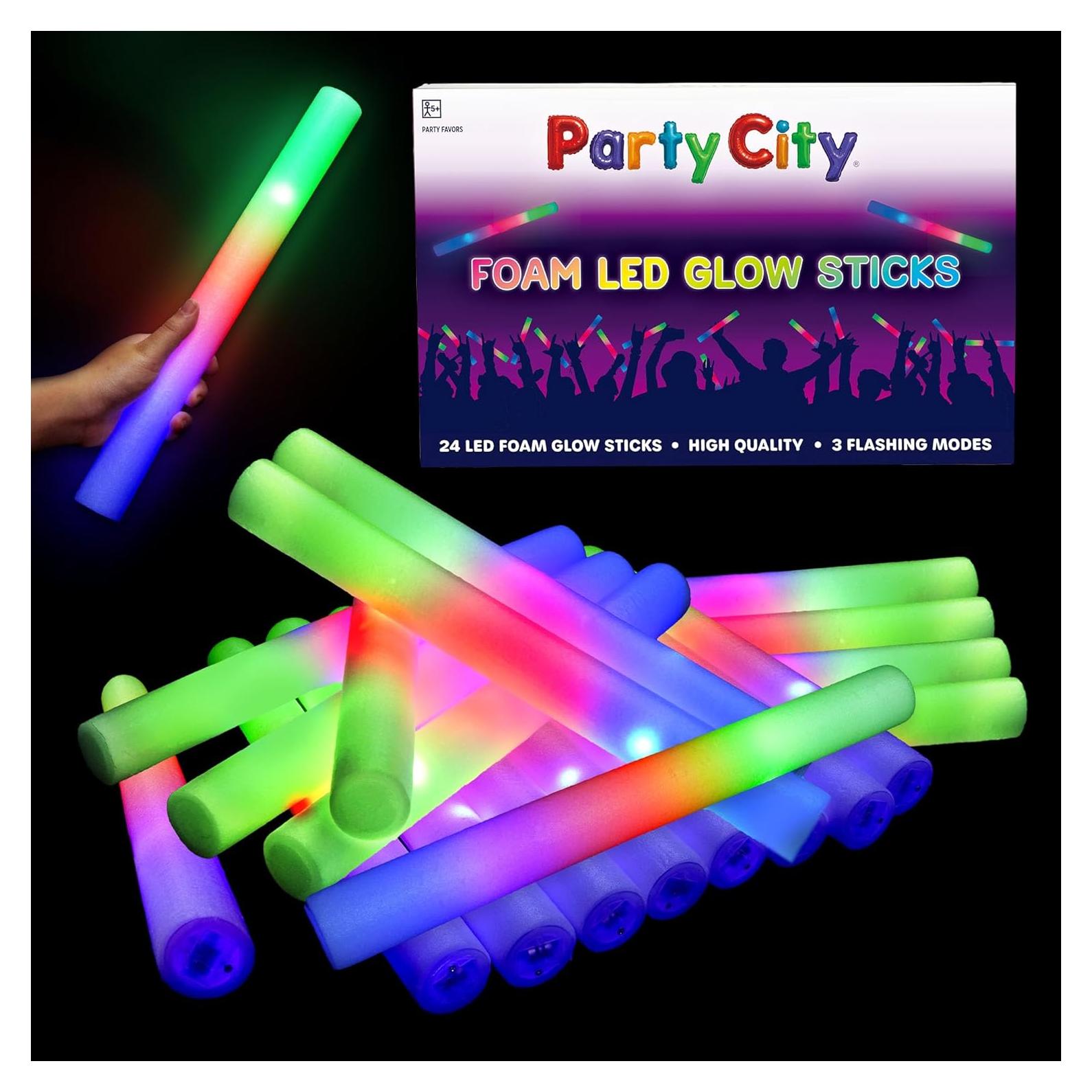 Paquete de 24 Varitas de Espuma LED Brillantes Party City 36.98 cm