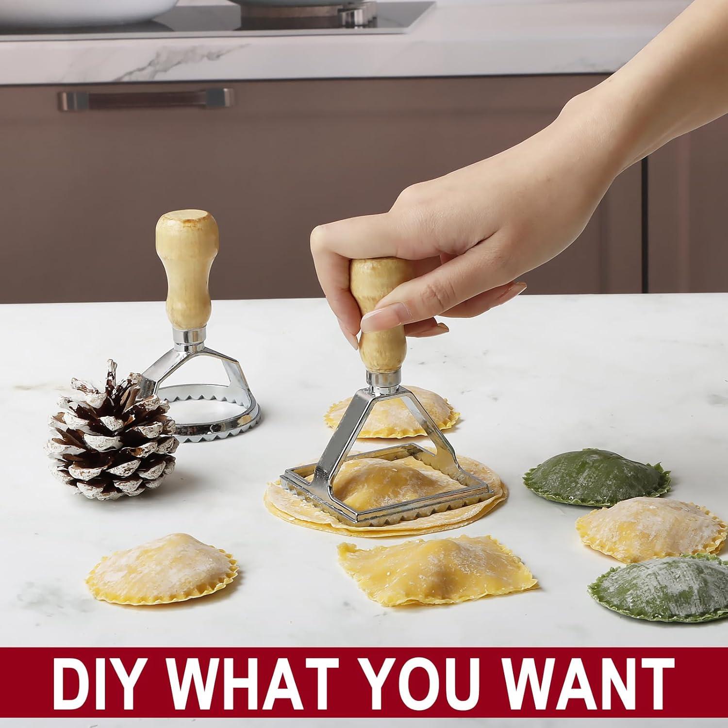 Cortador de Ravioli KEISSCO con Mango de Madera y Rueda