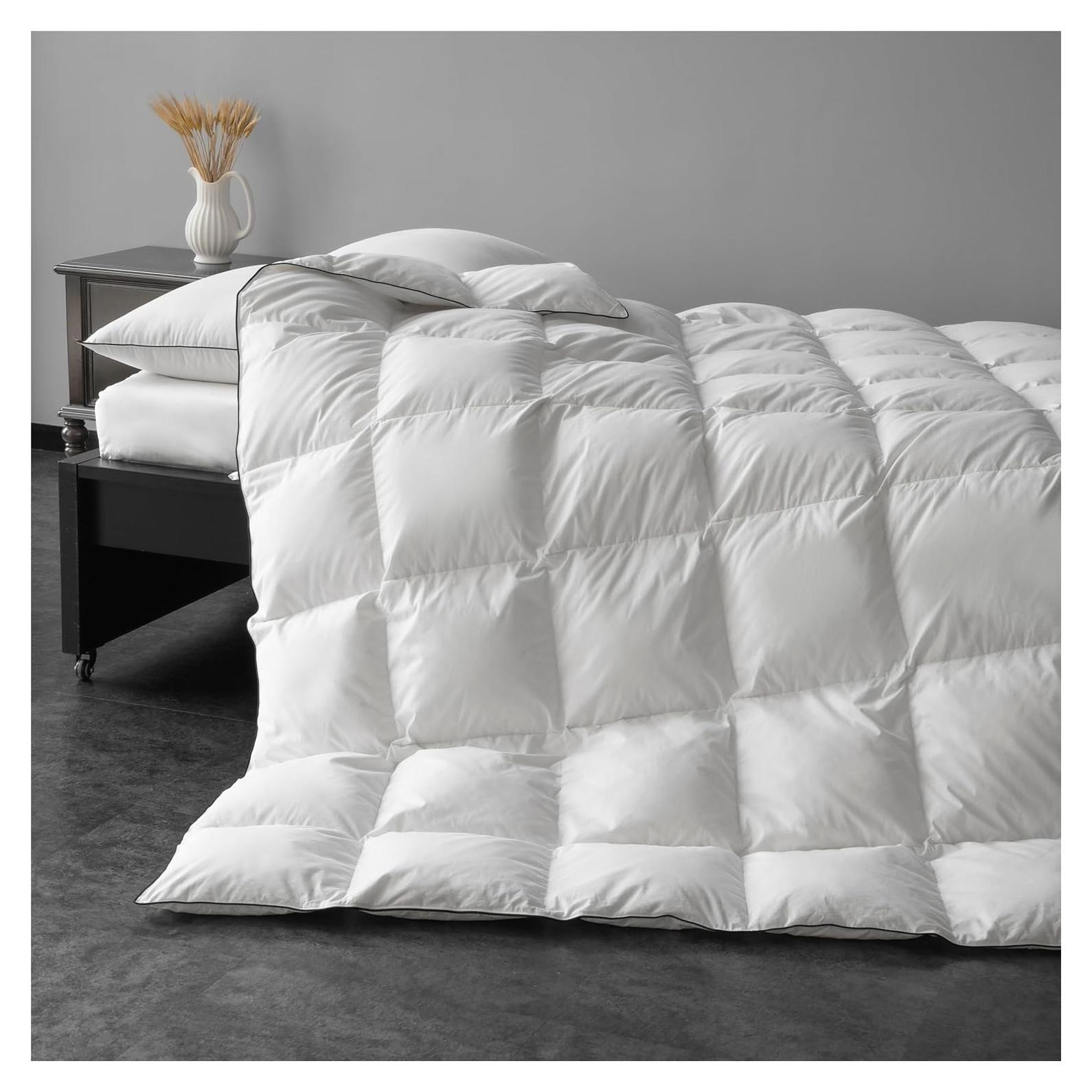 Edredón de Plumas de Fibra MAXICOZY Queen Blanco 230x230 cm