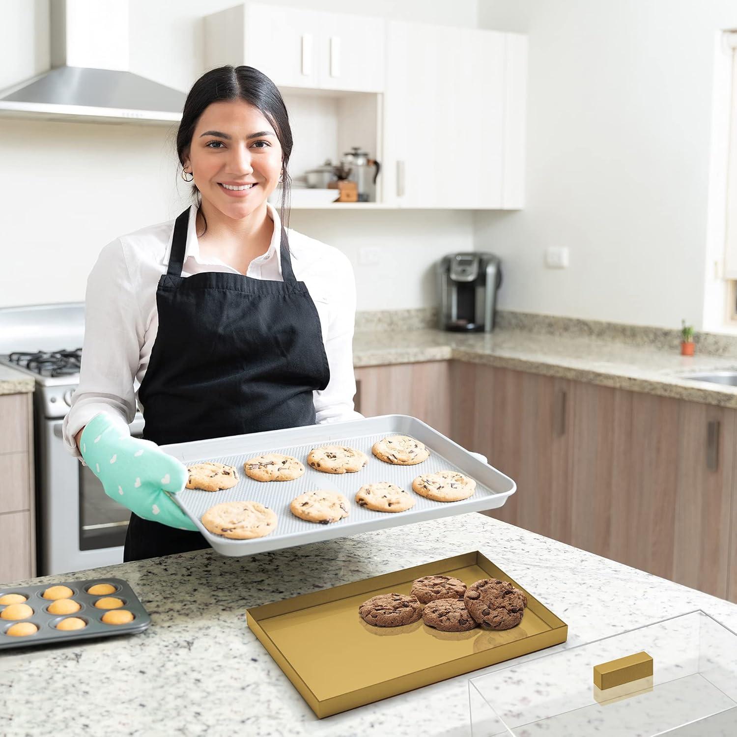 Soporte para Pastel Acrílico Elavain Rectangular Dorado 36.83x24.13cm