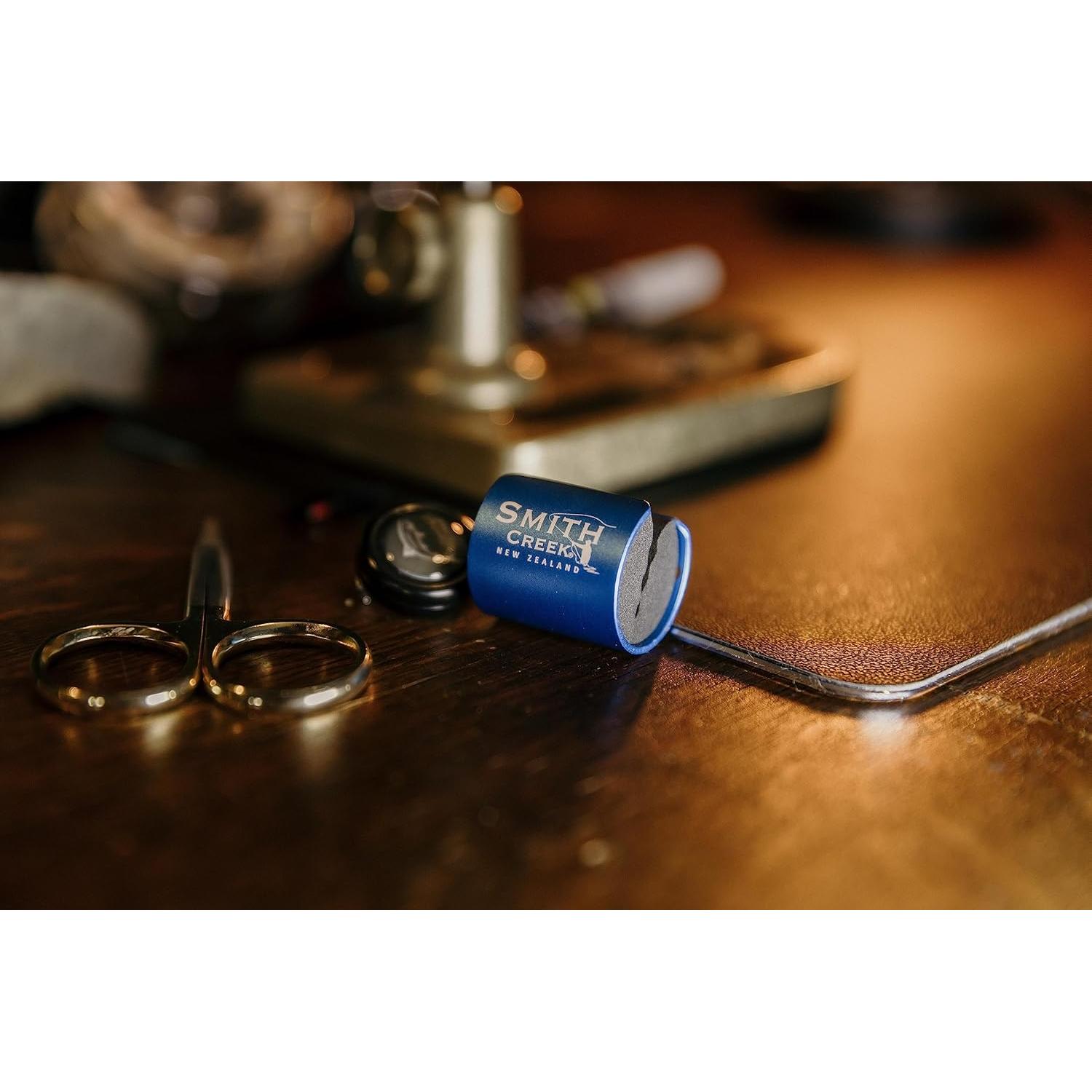 Clip de Varilla Smith Creek Azul con Zinger para Pesca