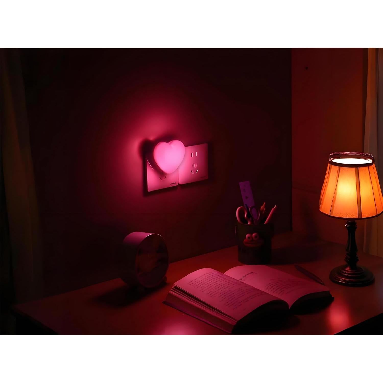 Night Lights Plug into Wall - 2Pcs Cute Heart LED Night Light for Kids, Plug in Nightlight with Smart Auto On/Off Dusk to Dawn Sensor, Soft Warm Lamp for Bedroom Nursery Living Room Bathroom Hallway