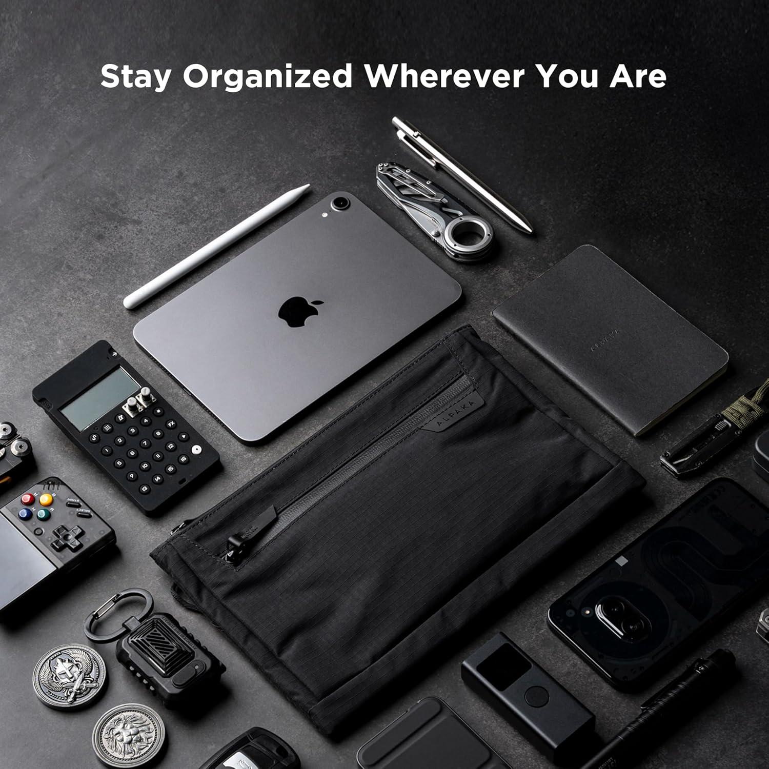 ALPAKA Zip Pouch Max V2 - Bolsa Compacta Negra 2L Resistente al Agua