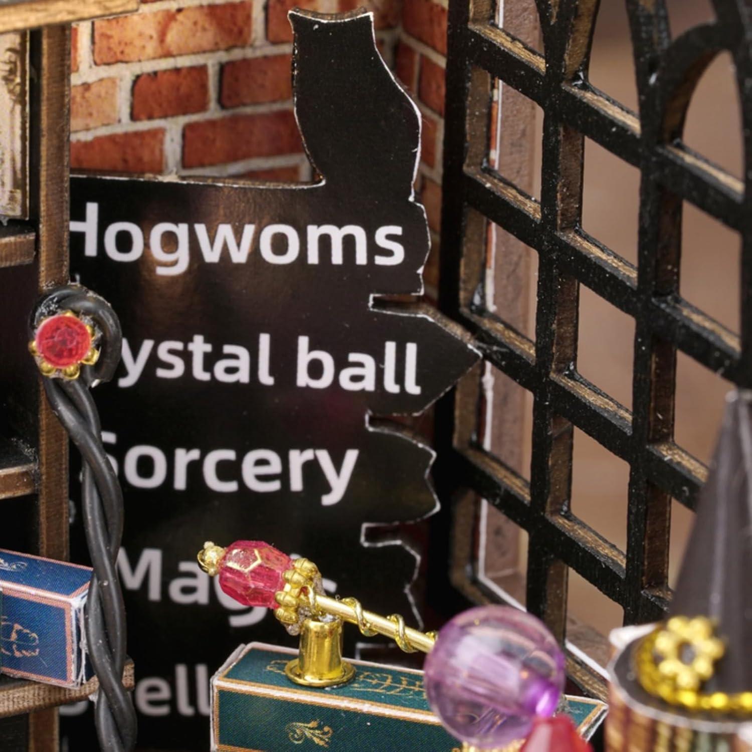 Kit de Casa en Miniatura DIY YSWOOD WORLD con LED 8.9x8.9x11.4cm